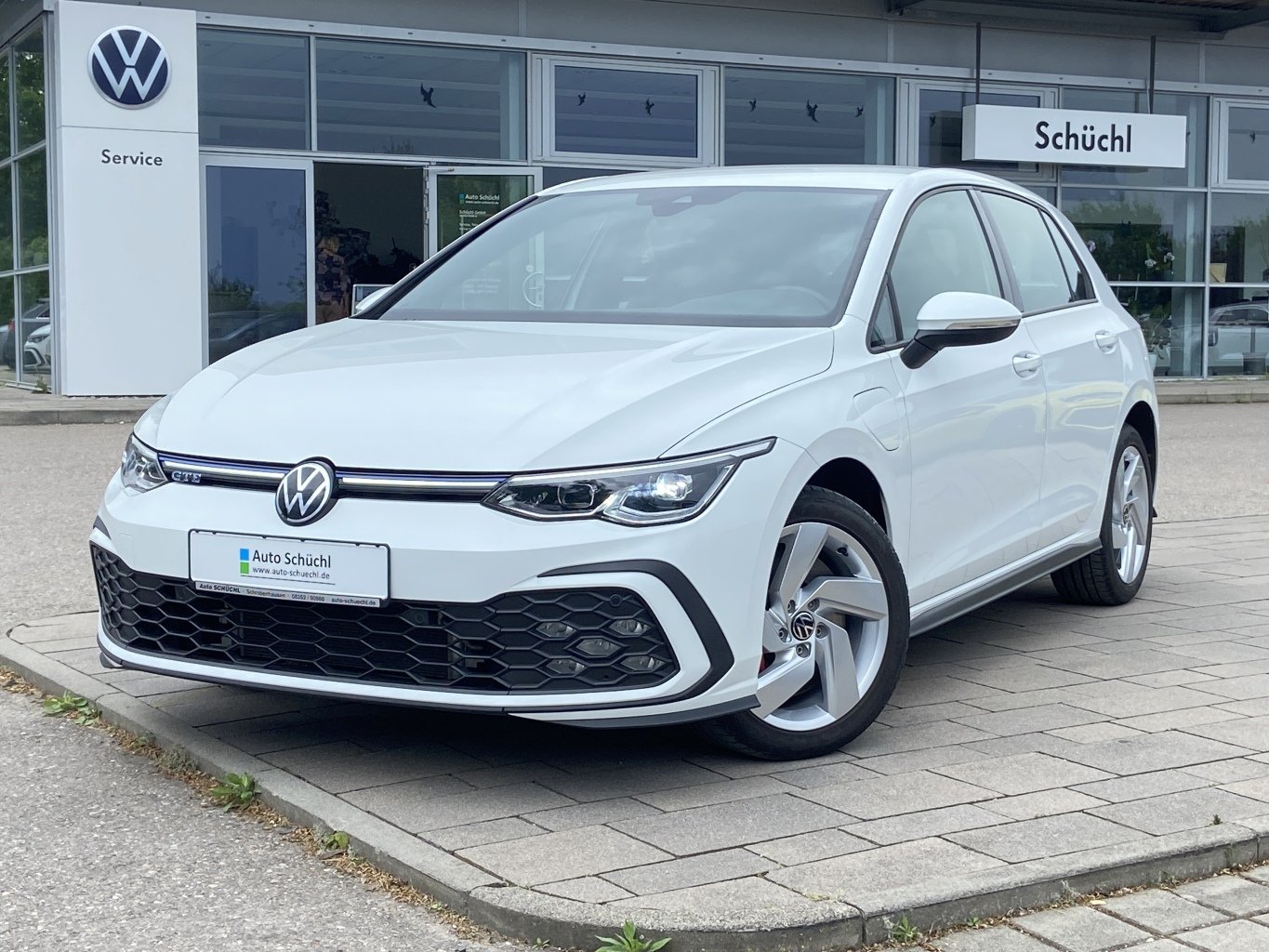 Volkswagen Golf 1.4 TSI DSG eHybrid APP-CONNECT+ACTIVE-INFO+KAMERA+LED+NAVI+DAB+SHZ+PDC+ACC+BLUETOOTH+LANE-ASSIST
