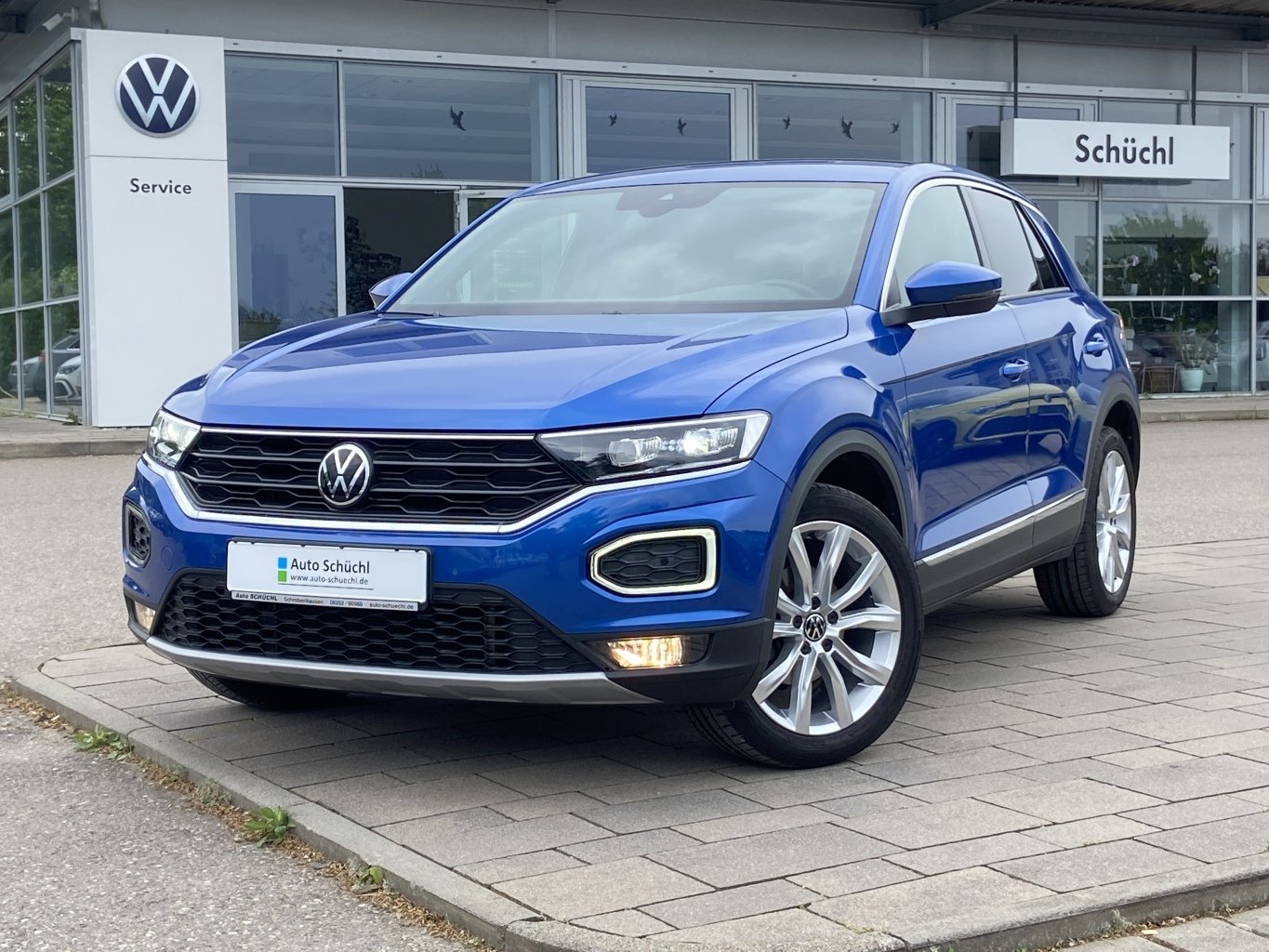 Volkswagen T-Roc 1.5 TSI DSG Sport KAMERA+LED+NAVI+KEYLESS+DAB+SHZ+PDC+BLUETOOTH+ACC+KEYLESS+LANE-ASSIST