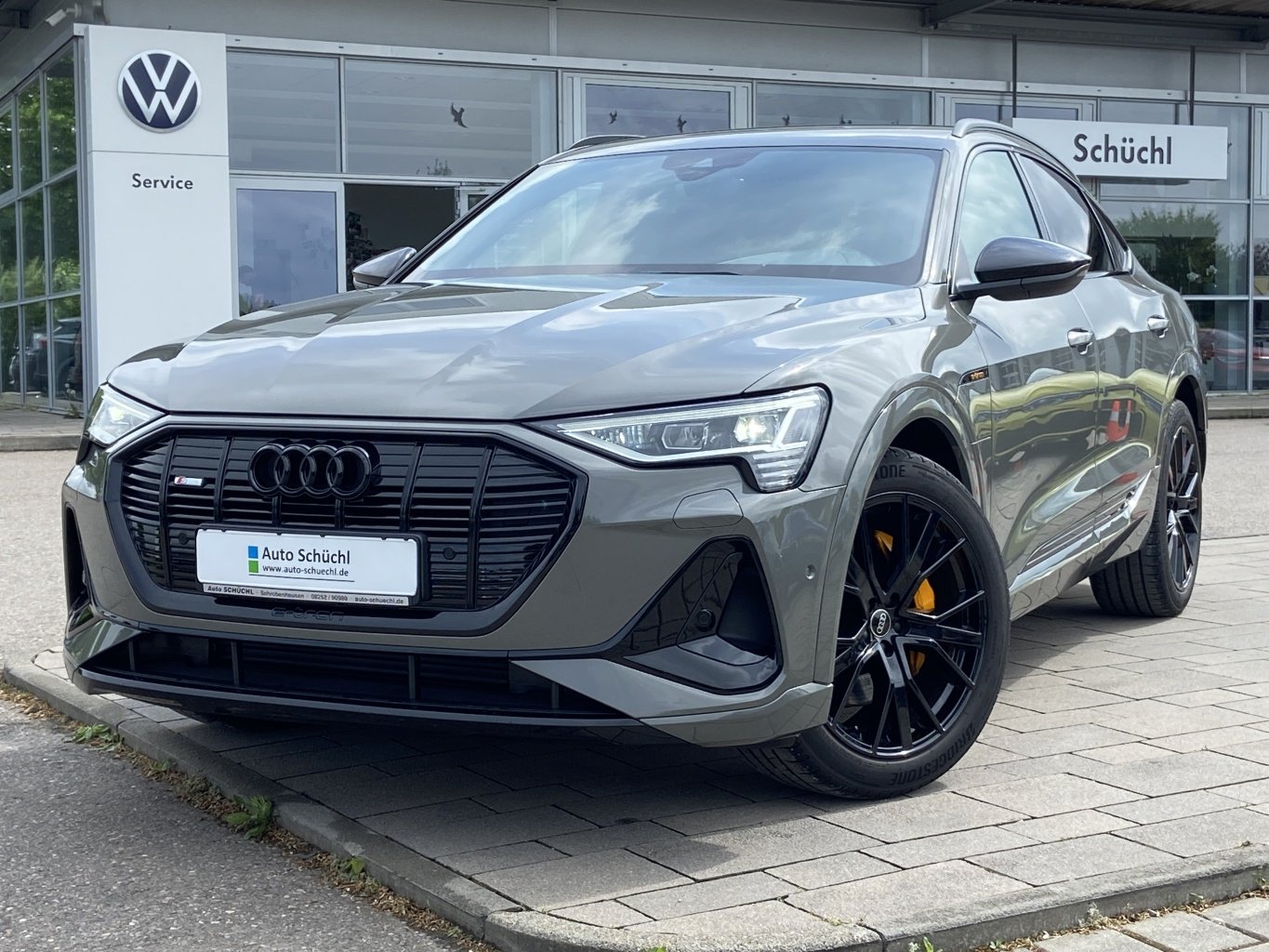 Audi e-tron 50 Quattro S-Line Black Line LUFTFEDERUNG+NAVI+VIRTUAL-COCKPIT+KAMERA+LED+CCS+DAB+PDC+SHZ+BLUETOOTH+GRA+KEYLESS