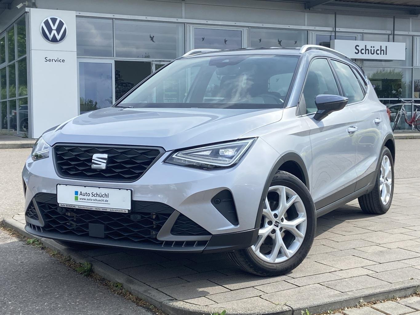 Seat Arona 1.0 TSI FR-Line AHK+NAVI-PRO+KAMERA+LED+FULL-LINK+PARKASSIST+DAB+LANE-ASSIST+SHZ+GRA+KEYLESS+KEYLESS
