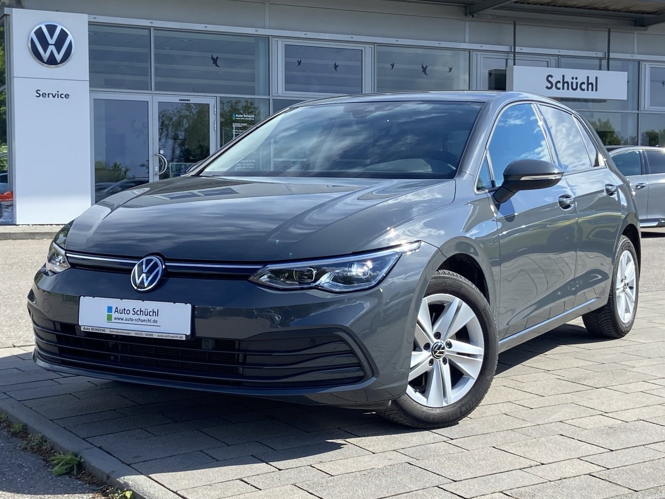 Volkswagen Golf 1.5 TSI Life GARANTIE+APP-CONNECT+ACTIVE-INFO+KAMERA+LED+NAVI+DAB+LANE-ASSIST+SHZ+PDC