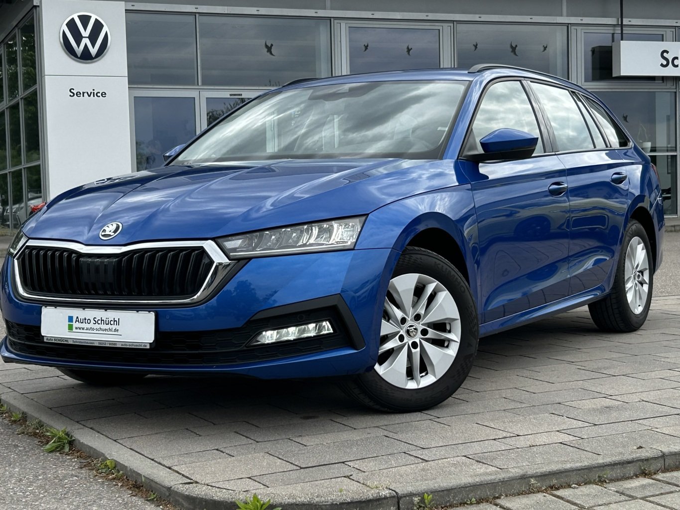 Skoda Octavia Combi 2.0 TDI DSG SMART-LINK+VIRTUAL-COCKPIT+NAVI-COLUMBUS+LED+DAB+SHZ+PDC+ACC+BLUETOOTH+LANE-ASSIST