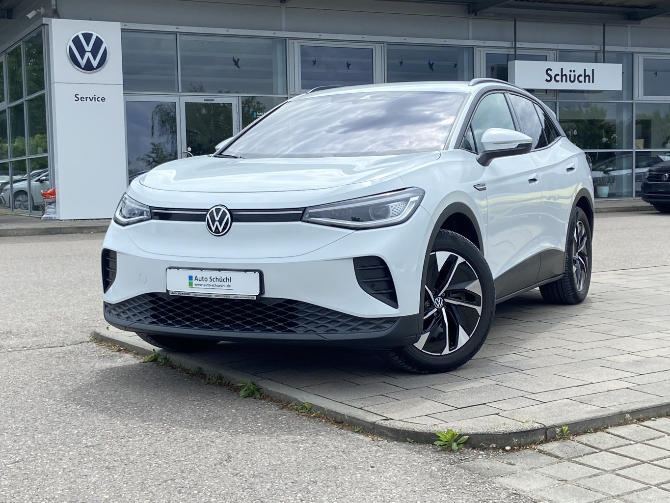 Volkswagen ID.4 Pro Performance WÄRMEPUMPE+AHK+APP-CONNECT+360-KAMERA+NAVI+LED+MATRIX-LED+CCS+DAB+SHZ+PDC+ACC+BLUETOOTH+KEYLESS+LANE-ASSIST
