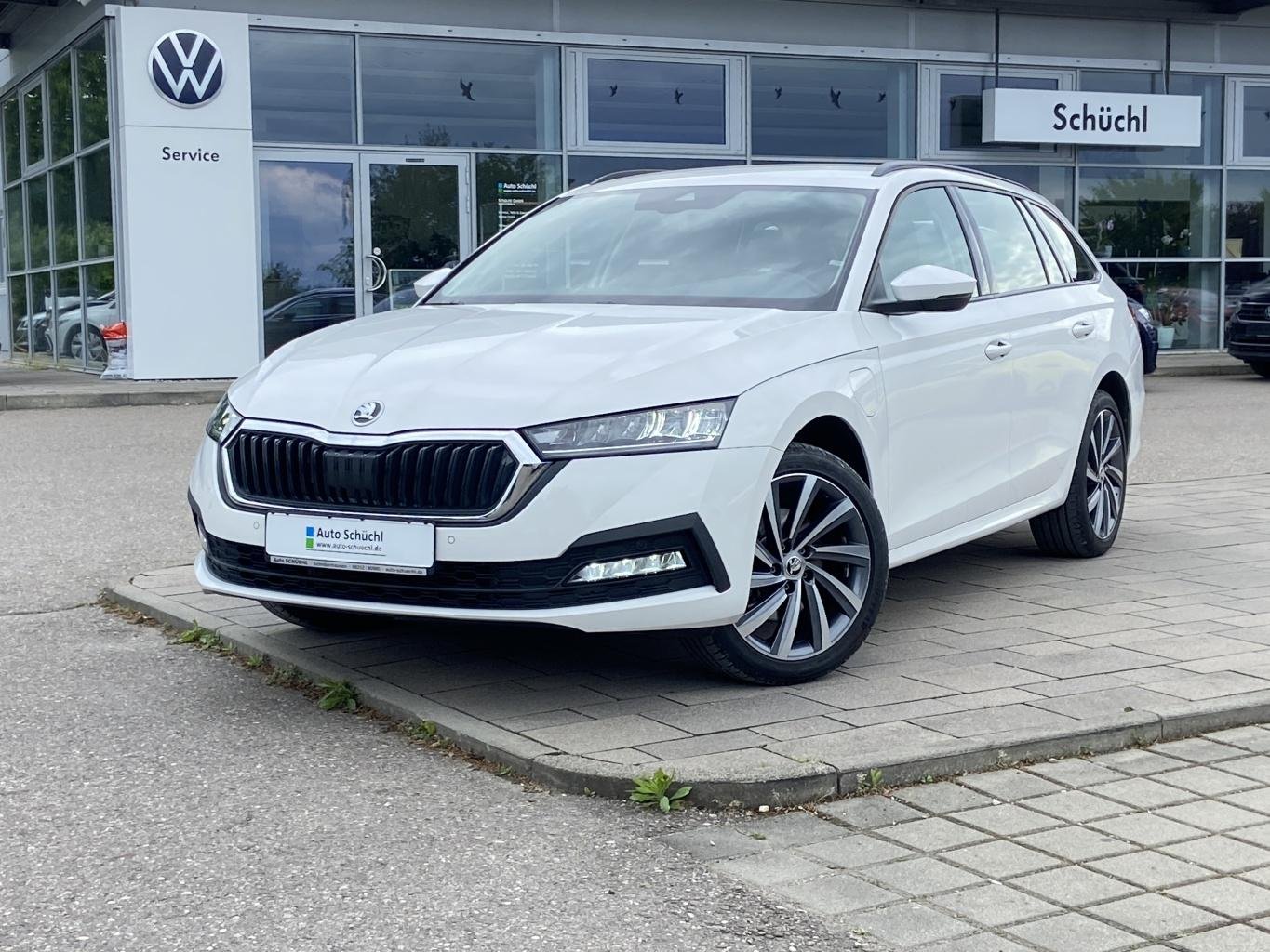 Skoda Octavia Combi iV 1.4 TSI DSG eHybrid SMART-LINK+VIRTUAL-COCKPIT+NAVI-COLUMBUS+LED+DAB+LANE-ASSIST+SHZ+PDC+GRA+KEYLESS+BLUETOOTH