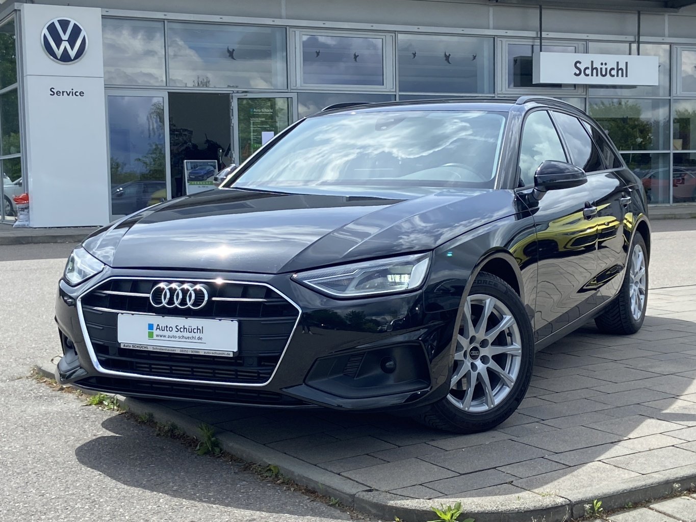 Audi A4 Avant 35 2.0 TFSI S-TRONIC KEYLESS+EL.HECKKLAPPE+NAVI+LED+SHZ+PDC+DAB+BLUETOOTH+GRA