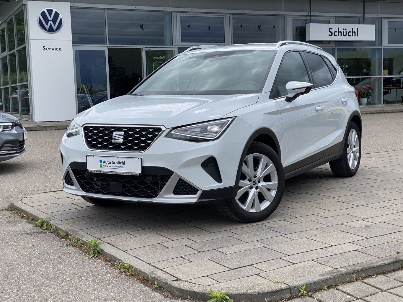 Seat Arona 1.0 TSI DSG Xperience PAKET-XL+ACC+LANE-ASSIST+VIRTUAL-COCKPIT+NAVI-PRO+KAMERA+LED+FULL-LINK+PARKASSIST+DAB+SHZ+ACC+KEYLESS