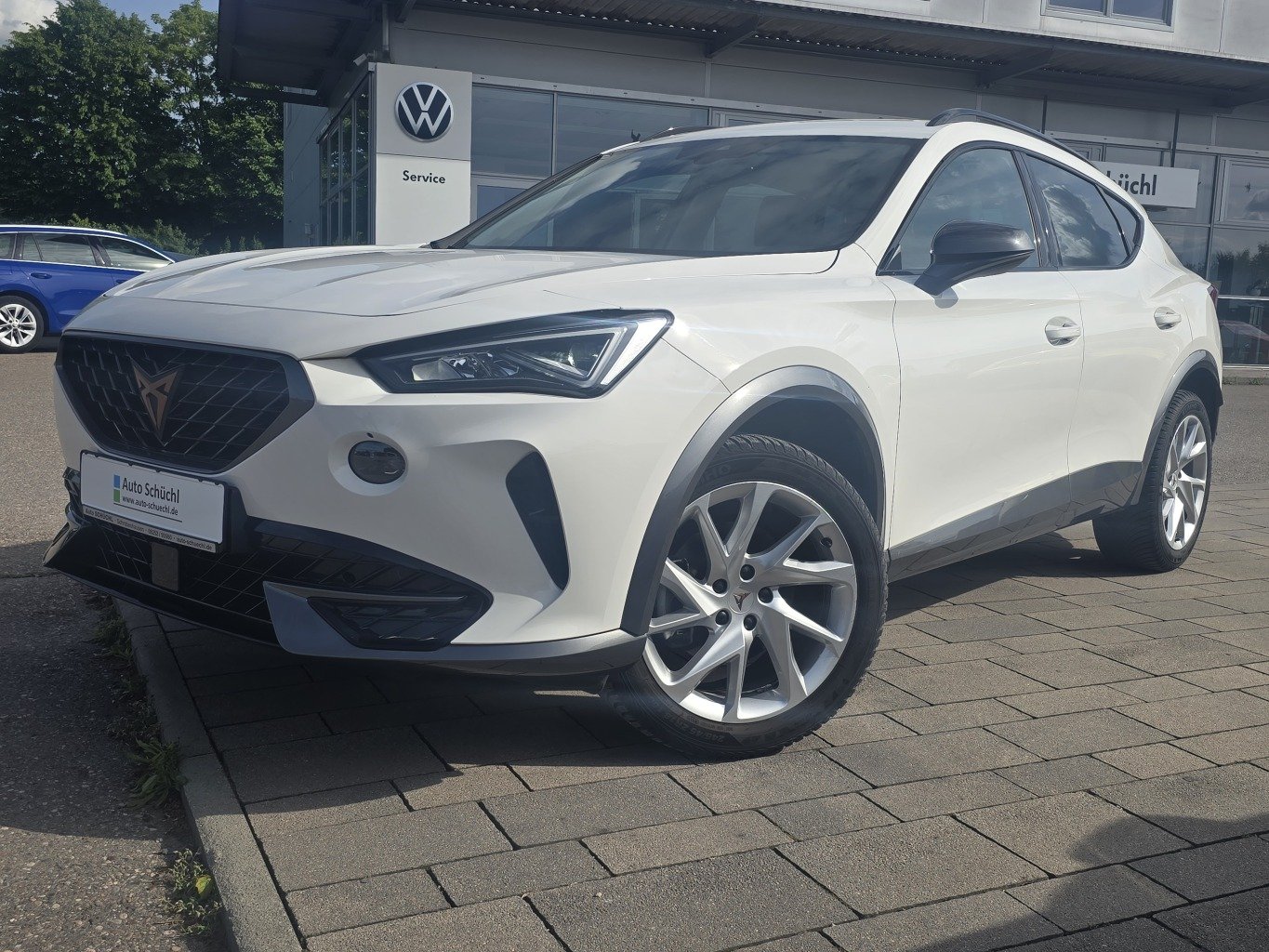 Cupra Formentor 1.5 TSI AHK+VIRTUAL-COCKPIT+NAVI-PRO+LED+DAB+LANE-ASSIST+SHZ+PDC+ACC+KEYLESS+BLUETOOTH