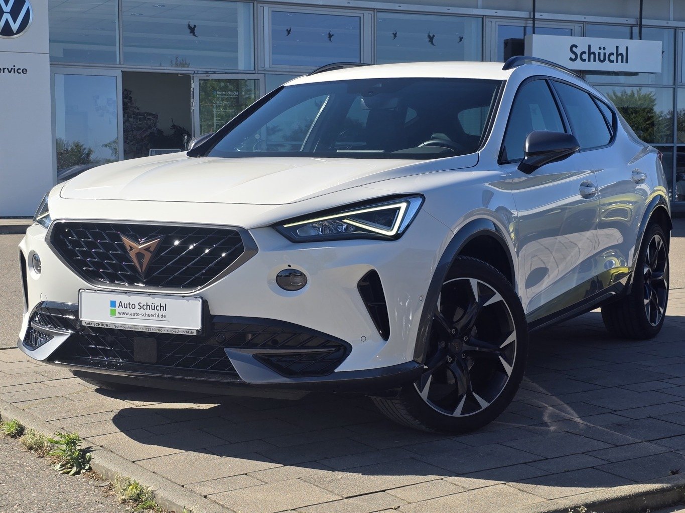 Cupra Formentor 1.5 TSI DSG PAKET-L+AHK+VIRTUAL-COCKPIT+NAVI-PRO+KAMERA+LED+FULL-LINK+PARKASSIST+DAB+LANE-ASSIST+SHZ+ACC+KEYLESS+BLUETOOTH