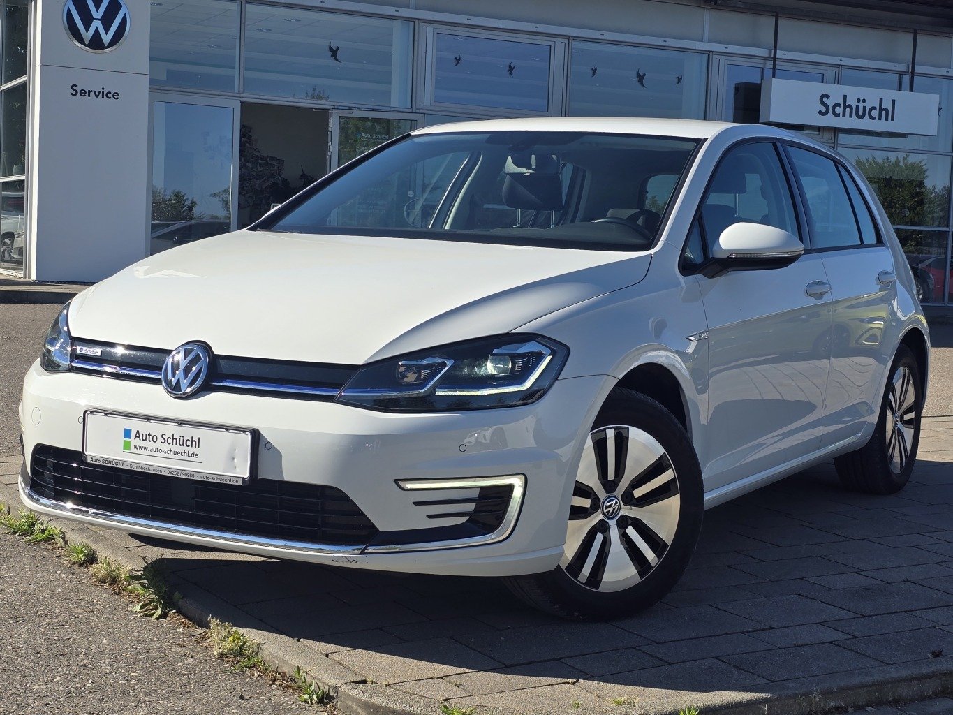Volkswagen Golf e-Golf COMFORTLINE LED+APP-CONNECT+NAVI+CCS+PDC+BLUETOOTH