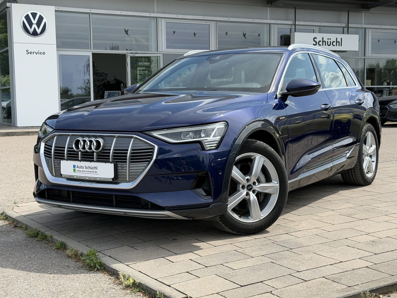 Audi e-tron 50 advanced quattro S-LINE LEDER+PANORAMA+NAVI+MATRIX-LED+VIRTUAL-COCKPIT+LED+CCS+DAB+PDC+SHZ+GRA+BLUETOOTH