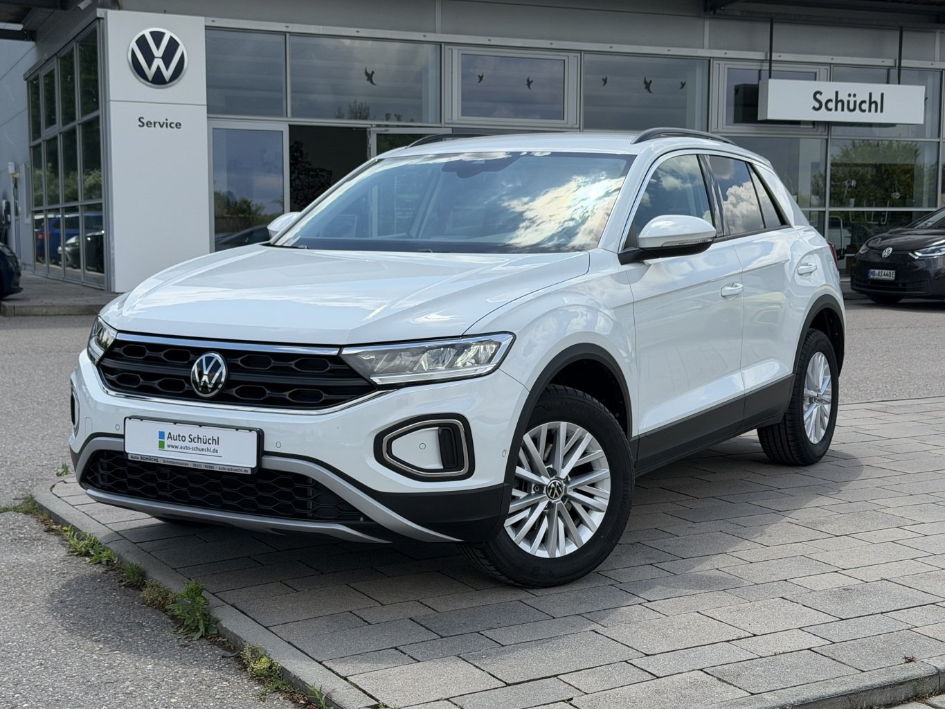 Volkswagen T-Roc 1.0 TSI LIFE APP-CONNECT+KAMERA+LED+ACTIVE-INFO+NAVI+PARKASSIST+KEYLESS+DAB+LANE-ASSIST+SHZ+ACC+KEYLESS+BLUETOOTH