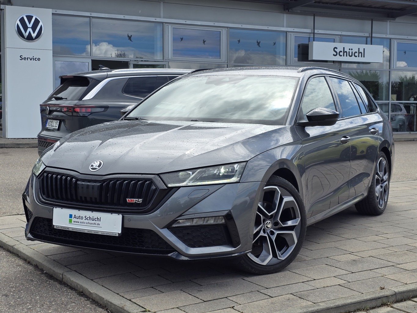 Skoda Octavia RS Combi 2.0 TDI DSG HEAD-UP+SMART-LINK+VIRTUAL-COCKPIT+NAVI-COLUMBUS+LED+MATRIX-LED+DAB+PDC+4xSHZ+ACC+KEYLESS+BLUETOOTH+LANE-ASSIST