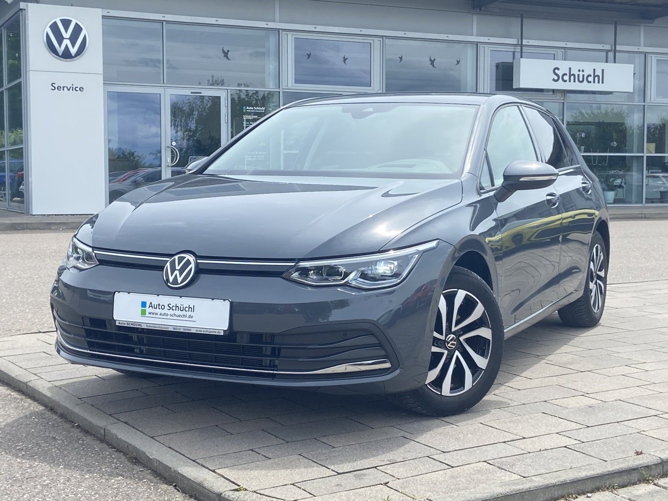 Volkswagen Golf 1.5 TSI ACTIVE GARANTIE+STANDHEIZUNG+HEAD-UP+ACC+APP-CONNECT+ACTIVE-INFO+ACC+LANE-ASSIST+NAVI+LED+PARKASSIST+DAB+4xSHZ+ACC+BLUETOOTH
