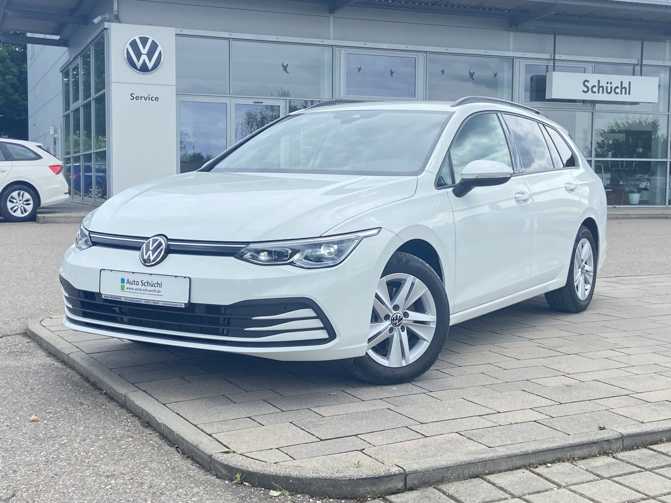 Volkswagen Golf Variant 2.0 TDI DSG LIFE AHK+APP-CONNECT+ACTIVE-INFO+LED+NAVI+DAB+SHZ+PDC+ACC+BLUETOOTH+LANE-ASSIST