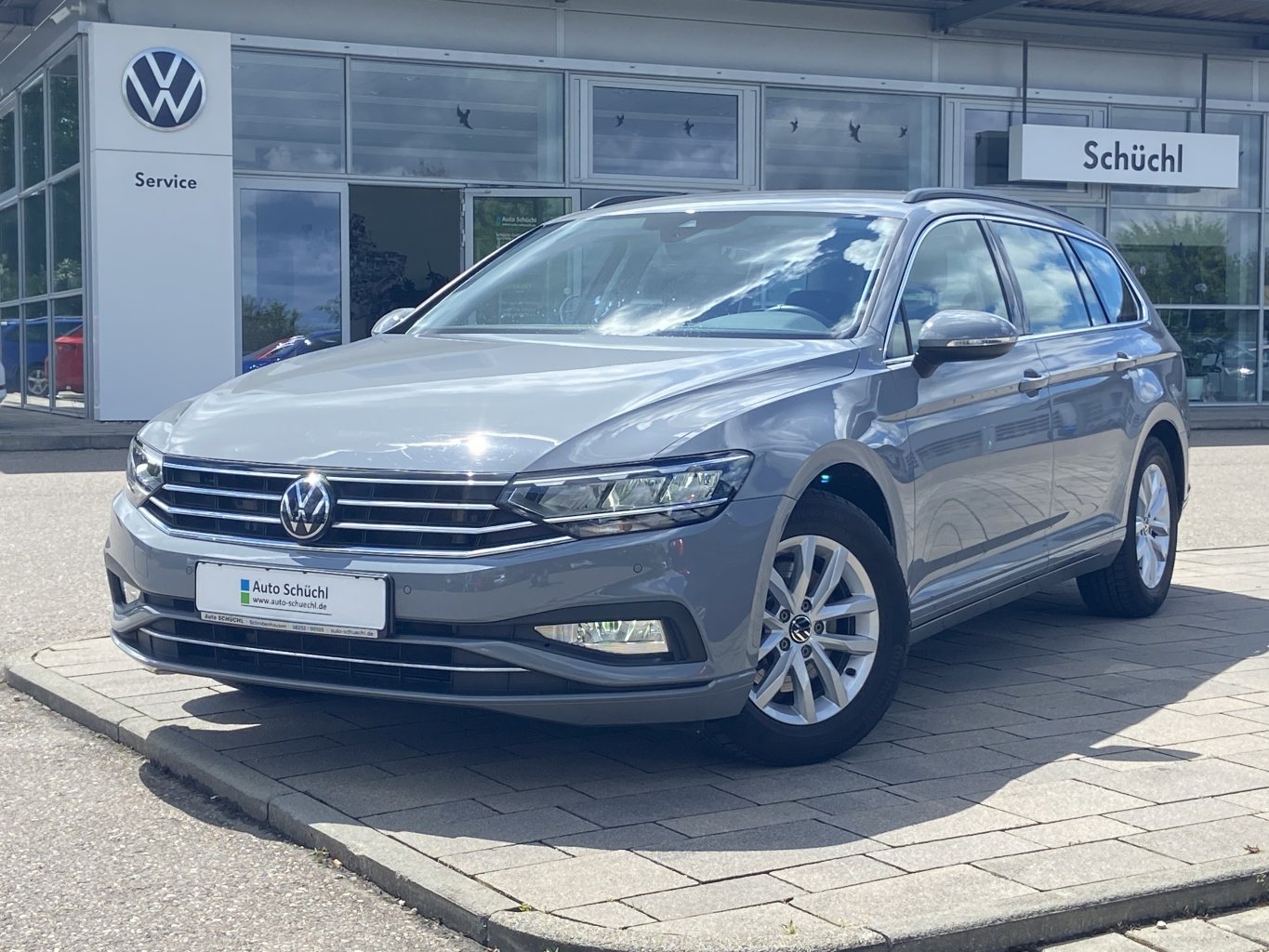 Volkswagen Passat Variant 1.5 TSI DSG Business AHK+APP-CONNECT+EL.HECKKLAPPE+LANE-ASSIST+KAMERA+LED+NAVI+DAB+SHZ+PDC+ACC+BLUETOOTH