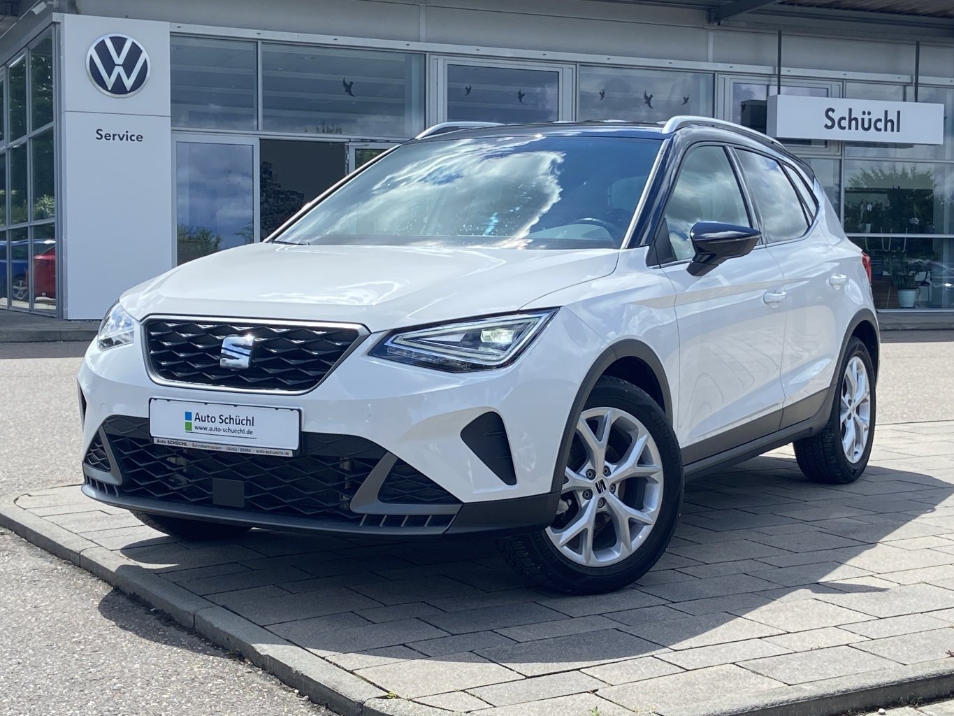 Seat Arona 1.0 TSI FR VIRTUAL-COCKPIT+NAVI-PRO+LED+DAB+LANE-ASSIST+SHZ+PDC+GRA
