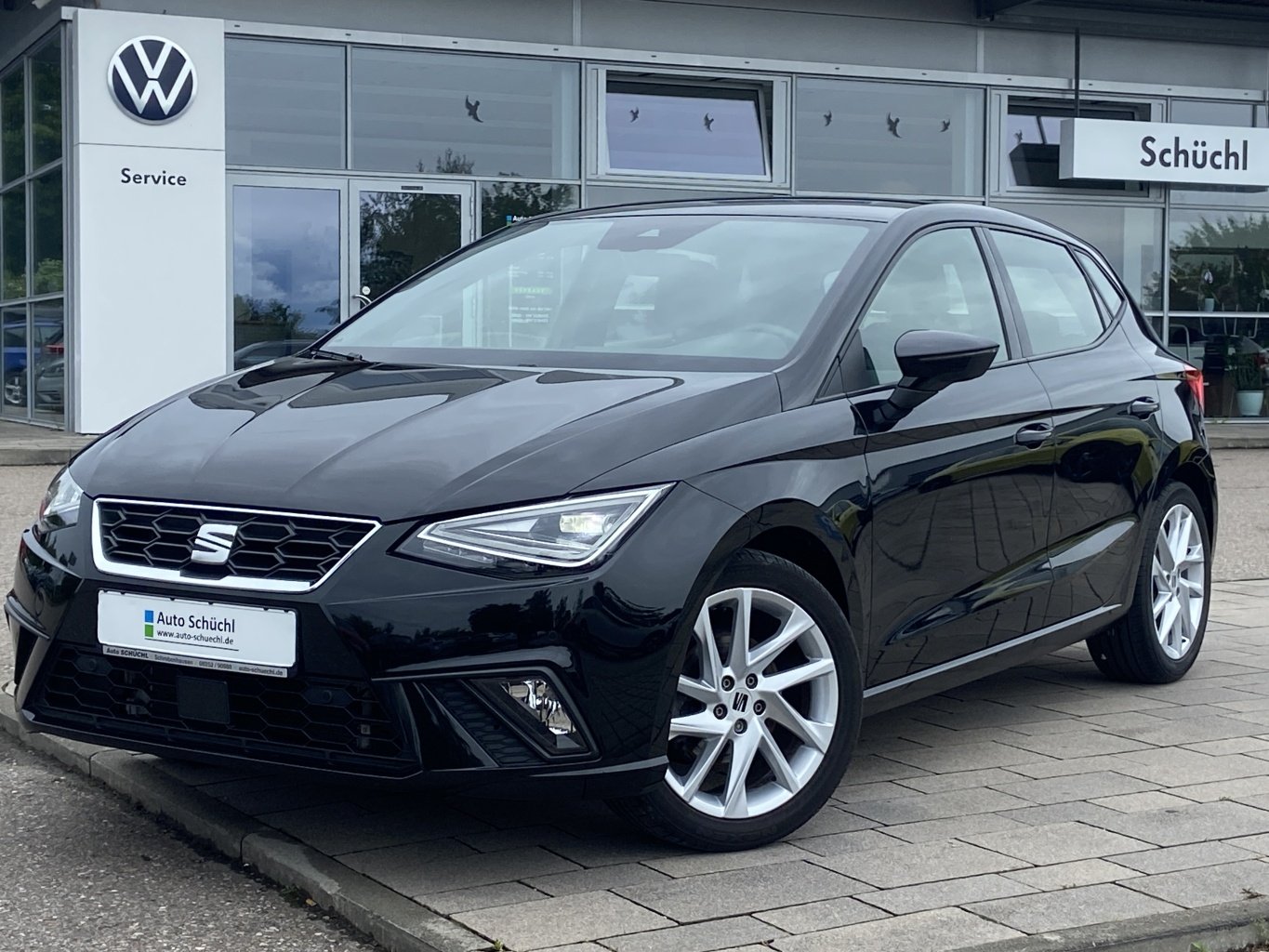 Seat Ibiza 1.0 TSI FR VIRTUAL-COCKPIT+NAVI-PRO+KAMERA+LED+FULL-LINK+DAB+LANE-ASSIST+SHZ+PDC+BLUETOOTH+GRA