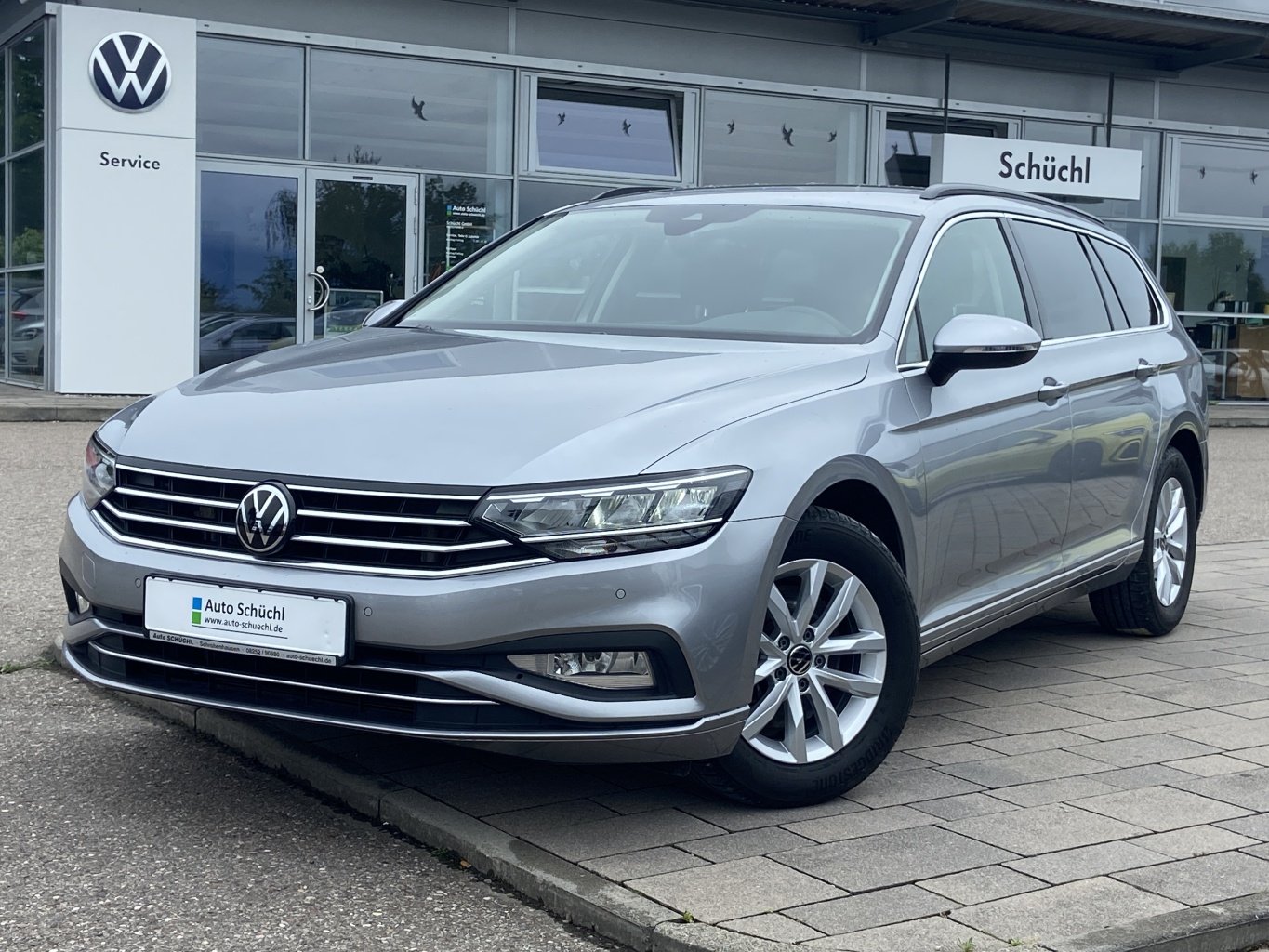 Volkswagen Passat Variant 2.0 TDI BUSINESS DSG AHK+APP-CONNECT+ACC+LANE-ASSIST+KAMERA+LED+ACTIVE-INFO+NAVI+DAB+SHZ+PDC+ACC+BLUETOOTH
