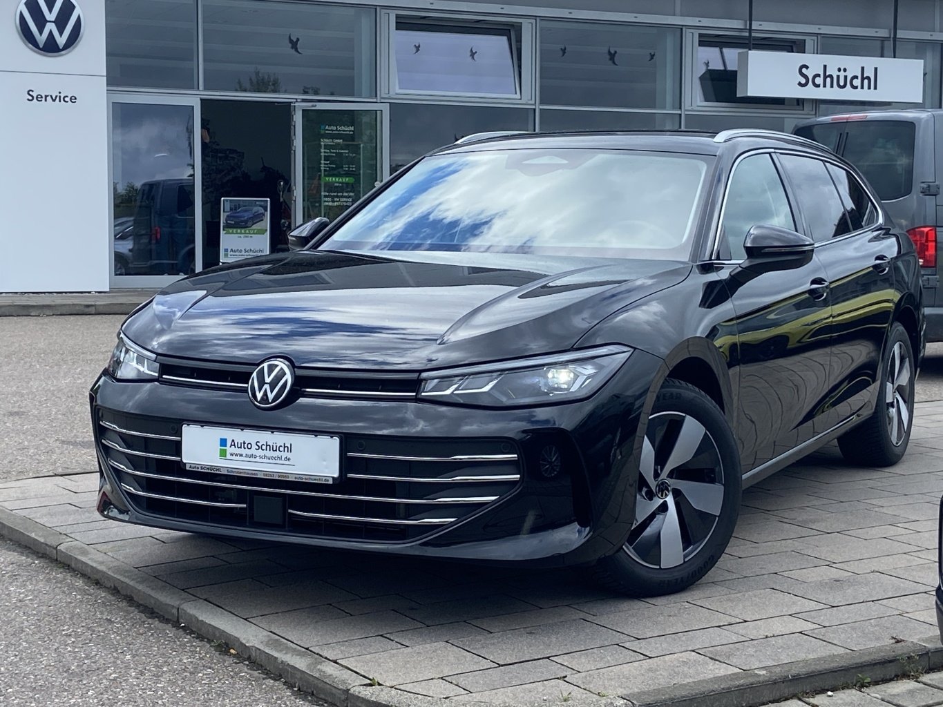 Volkswagen Passat Variant 1.5 TSI DSG BUSINESS AHK+APP-CONNECT+ACTIVE-INFO+ASSISTENZPAKET-IQ-DRIVE+360-KAMERA+LED+DAB+NAVI+SHZ+ACC+LANE-ASSIST