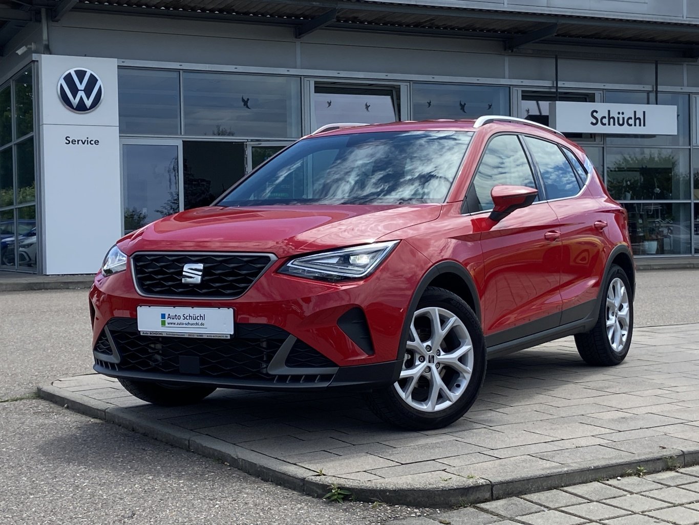 Seat Arona 1.0 TSI DSG FR NAVI-PRO+LED+FULL-LINK+DAB+LANE-ASSIST+SHZ+PDC+GRA