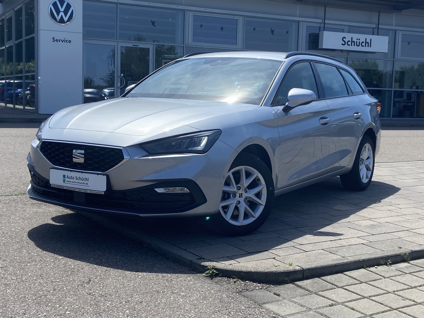 Seat Leon ST 2.0 TDI DSG Style NAVI-PRO+LED+PARKASSIST+DAB+LANE-ASSIST+SHZ+BLUETOOTH+GRA