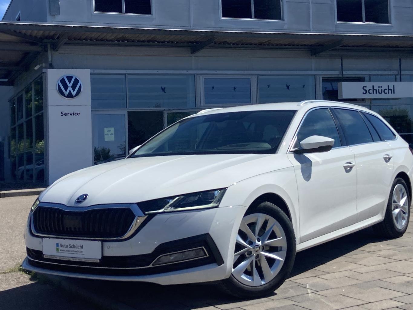 Skoda Octavia Combi 2.0 TDI DSG STYLE 4x4 AHK+HEAD-UP+SMART-LINK+VIRTUAL-COCKPIT+NAVI-COLUMBUS+LED+MATRIX-LED+DAB+PDC+4xSHZ+ACC+KEYLESS+SPORTFAHRWERK+BLUETOOTH+EL:-HECKKLAPPE+LANE-ASSIST