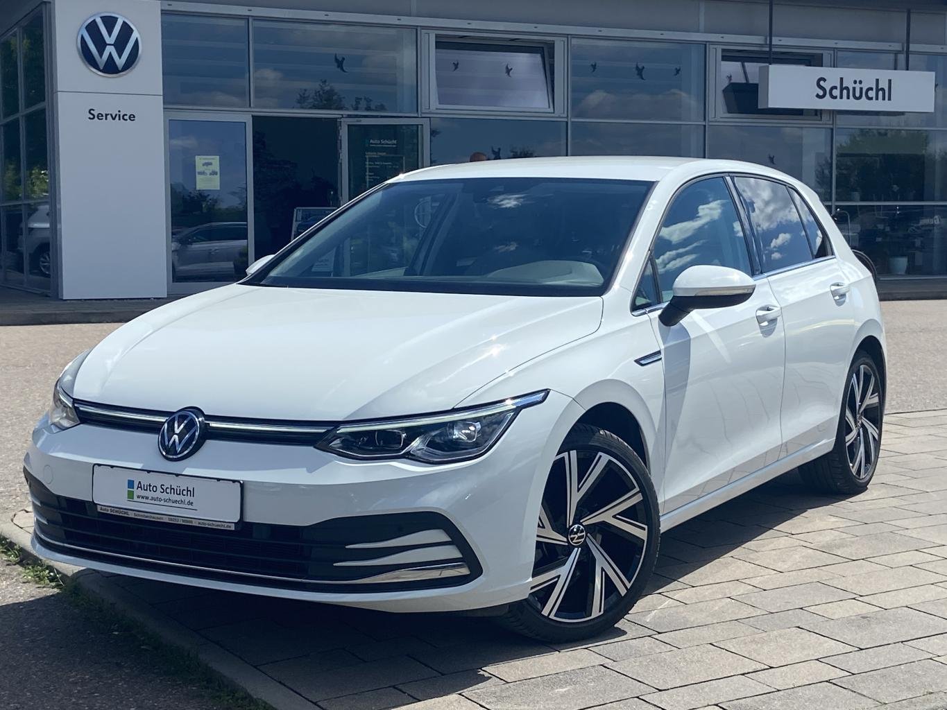 Volkswagen Golf 1.5 eTSI DSG STYLE APP-CONNECT+18