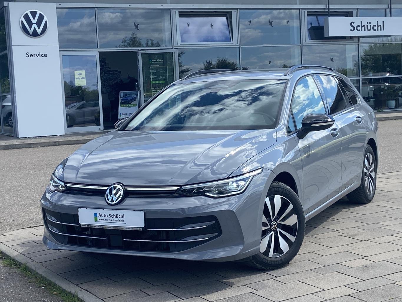 Volkswagen Golf Variant 1.5 TSI LIFE GOAL AHK+APP-CONNECT+ACTIVE-INFO+ACC+LANE-ASSIST+KAMERA+LED+DAB+NAVI+SHZ+PDC+ACC