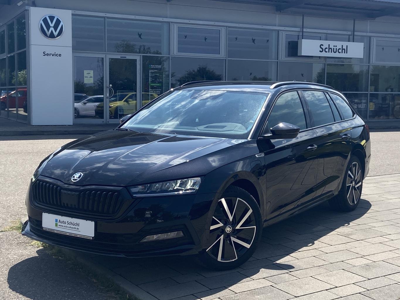 Skoda Octavia Combi 1.4 TSI DSG eHybrid SPORTLINE HEAD-UP+SMART-LINK+VIRTUAL-COCKPIT+NAVI-COLUMBUS+LED+DAB+SHZ+PDC+ACC+KEYLESS+BLUETOOTH+LANE-ASSIST