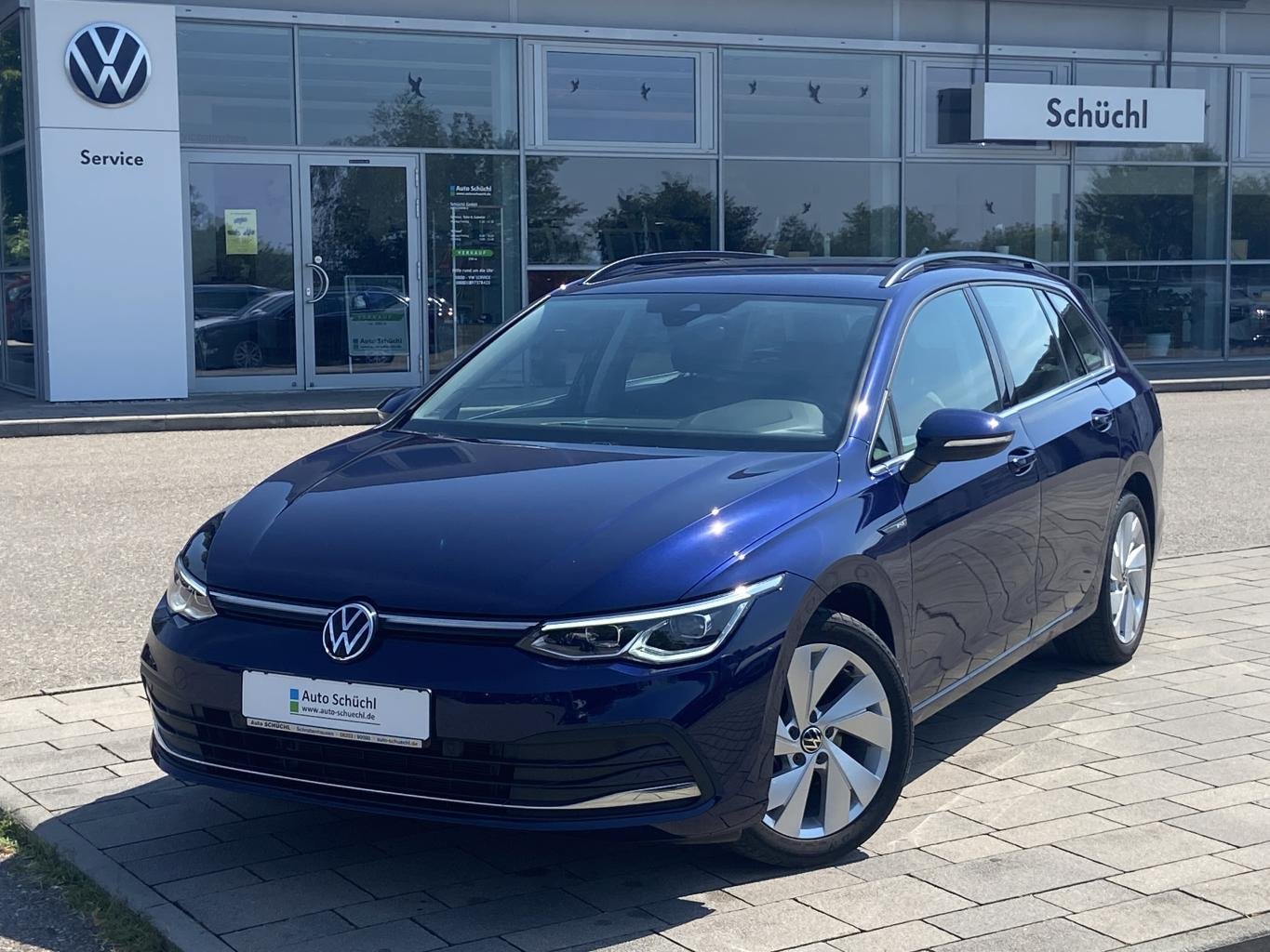 Volkswagen Golf Variant 1.5 TSI STYLE AHK+EL.HECKKLAPPE+APP-CONNECT+ACTIVE-INFO+ACC+LANE-ASSIST+KAMERA+LED+NAVI+DAB+SHZ+PDC+ACC+BLUETOOTH+KEYLESS