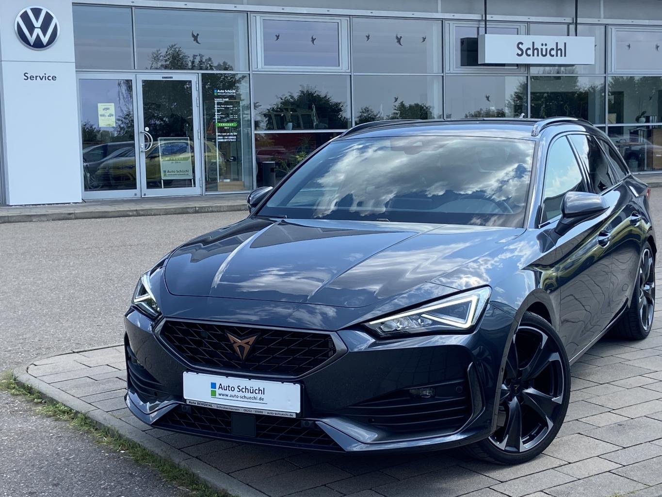 Cupra Leon ST 2.0 TSI DSG VZ AHK+SAFE-DRIVING-XL+EL.HECK+19