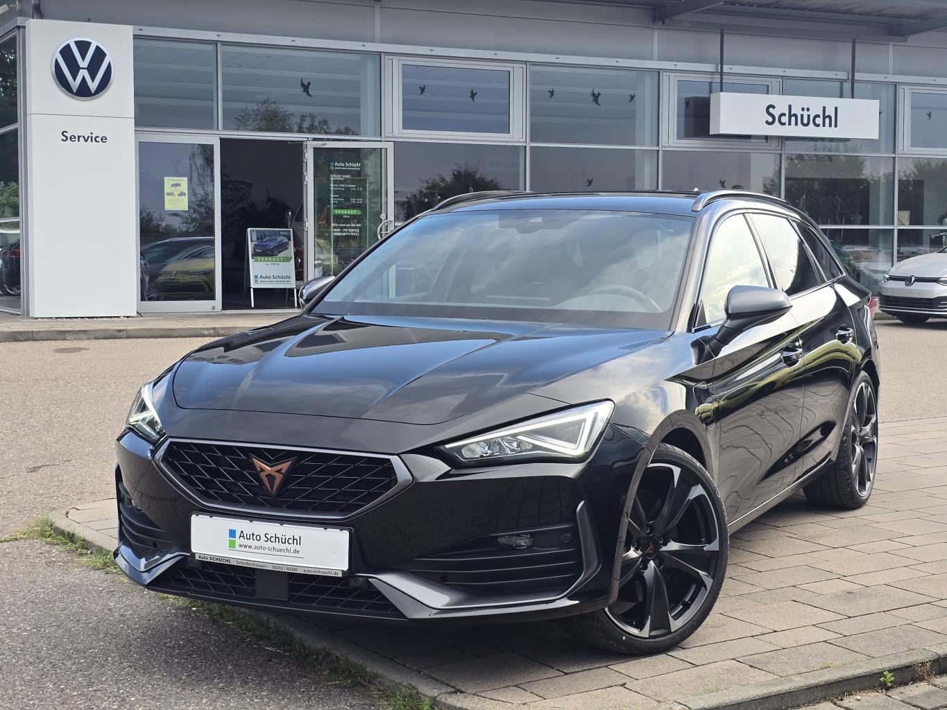 Cupra Leon ST 1.4 TSI DSG eHybrid 19° SAFE-DRIVING-XL+VIRTUAL-COCKPIT+NAVI-PRO+KAMERA+LED+PARKASSIST+DAB+SHZ+ACC+KEYLESS+BLUETOOTH+LANE-ASSIST