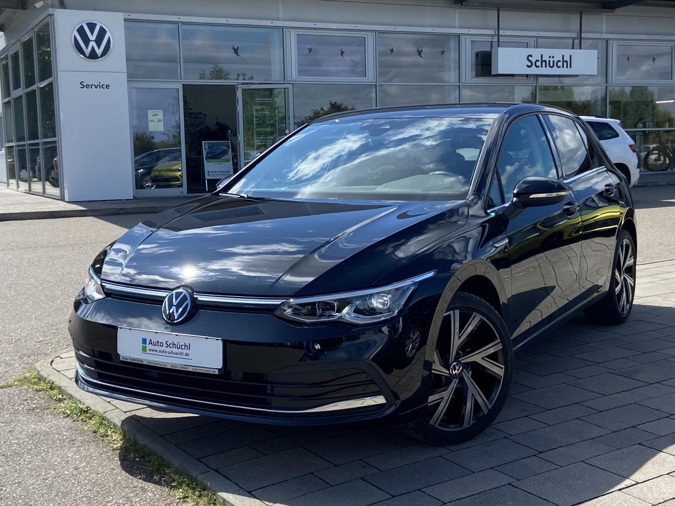 Volkswagen Golf 1.5 TSI STYLE APP-CONNECT+18