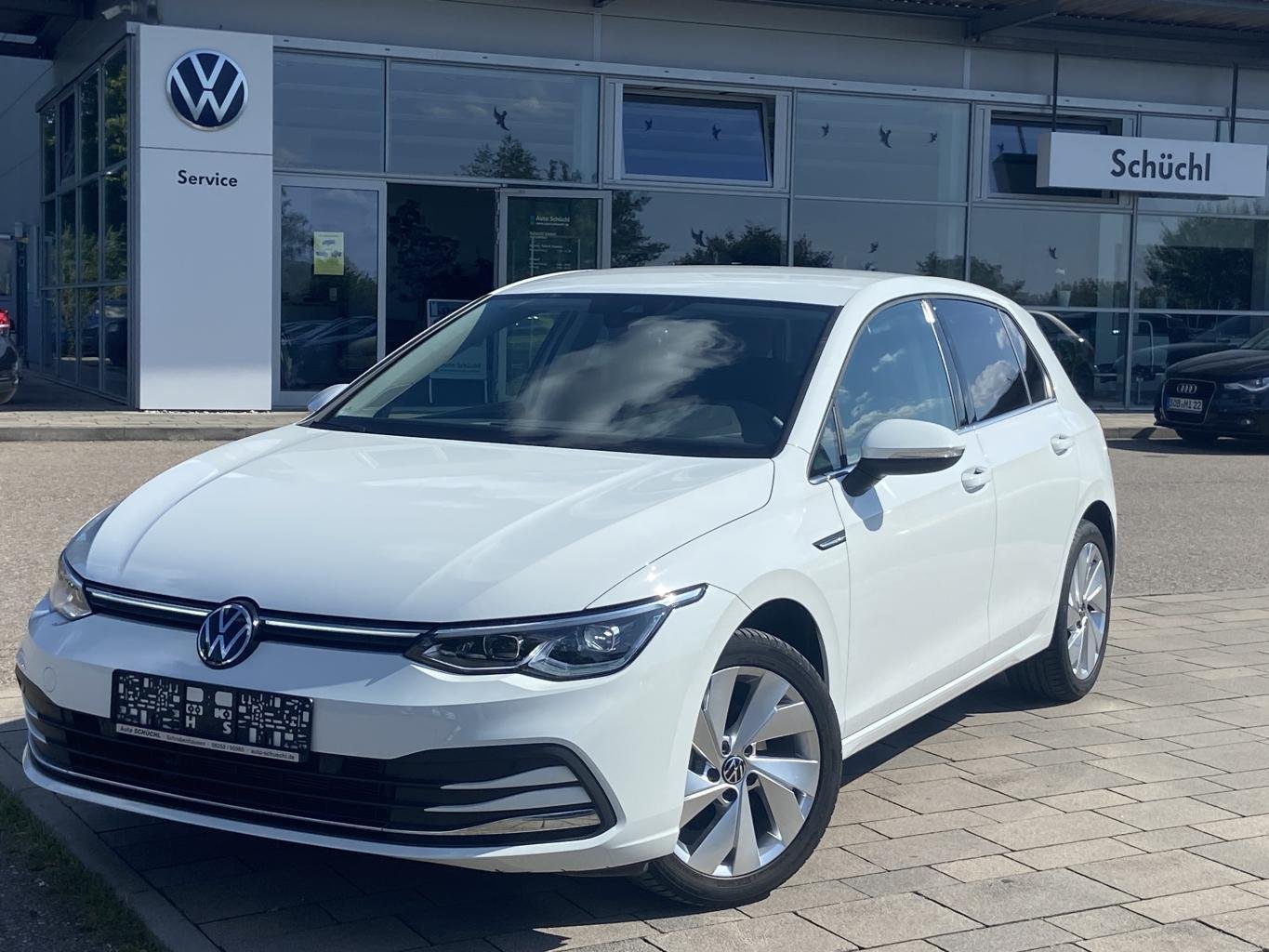 Volkswagen Golf 1.5 TSI STYLE APP-CONNECT+ACTIVE-INFO+ACC+LANE-ASSIST+KAMERA+LED+NAVI+DAB+SHZ+PDC+ACC+BLUETOOTH