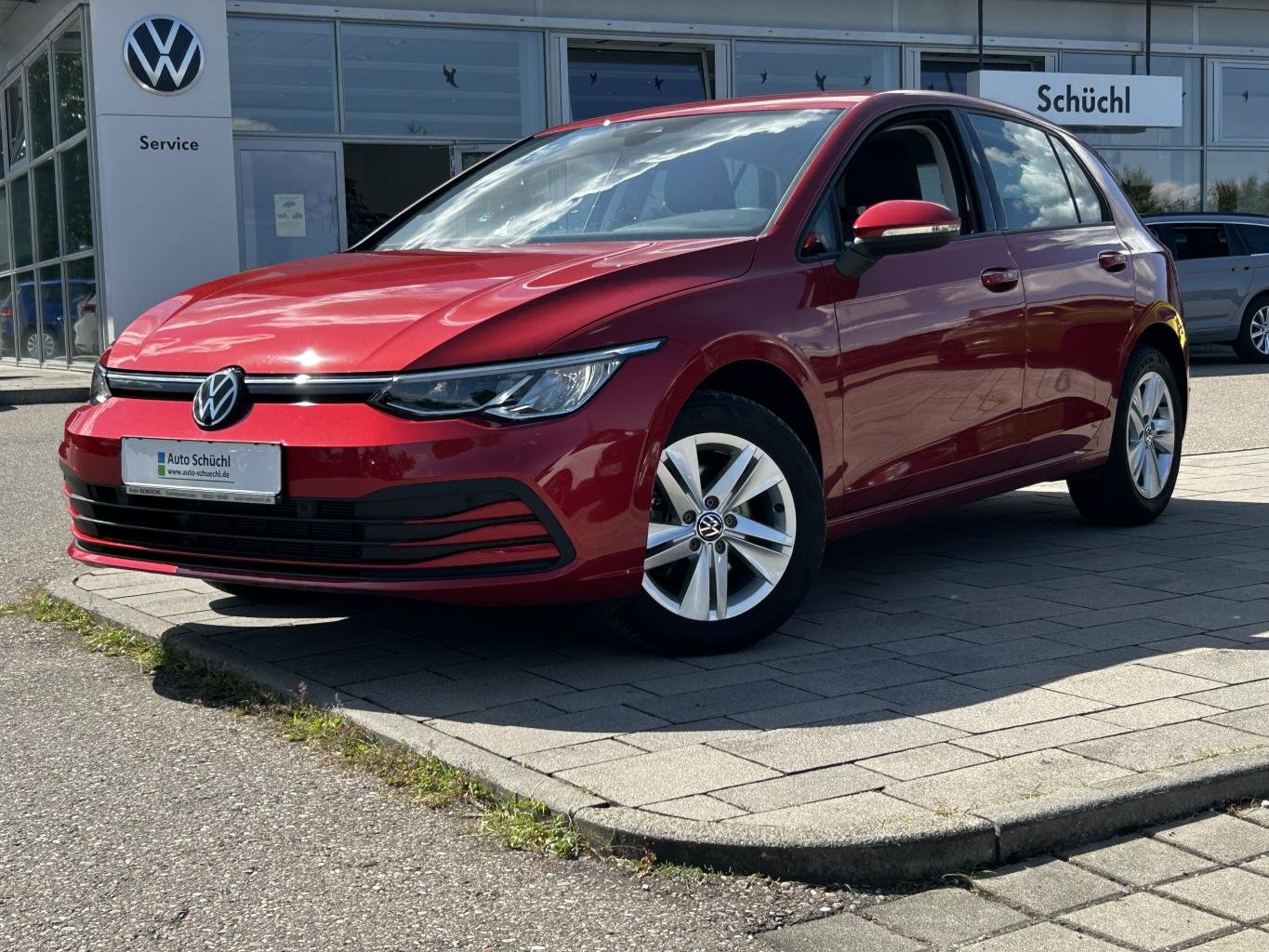 Volkswagen Golf 1.5 TSI LIFE STANDHEIZUNG+APP-CONNECT+ACTIVE-INFO+ACC+LANE-ASSIST+NAVI+LED+DAB+PDC+4xSHZ+ACC+BLUETOOTH