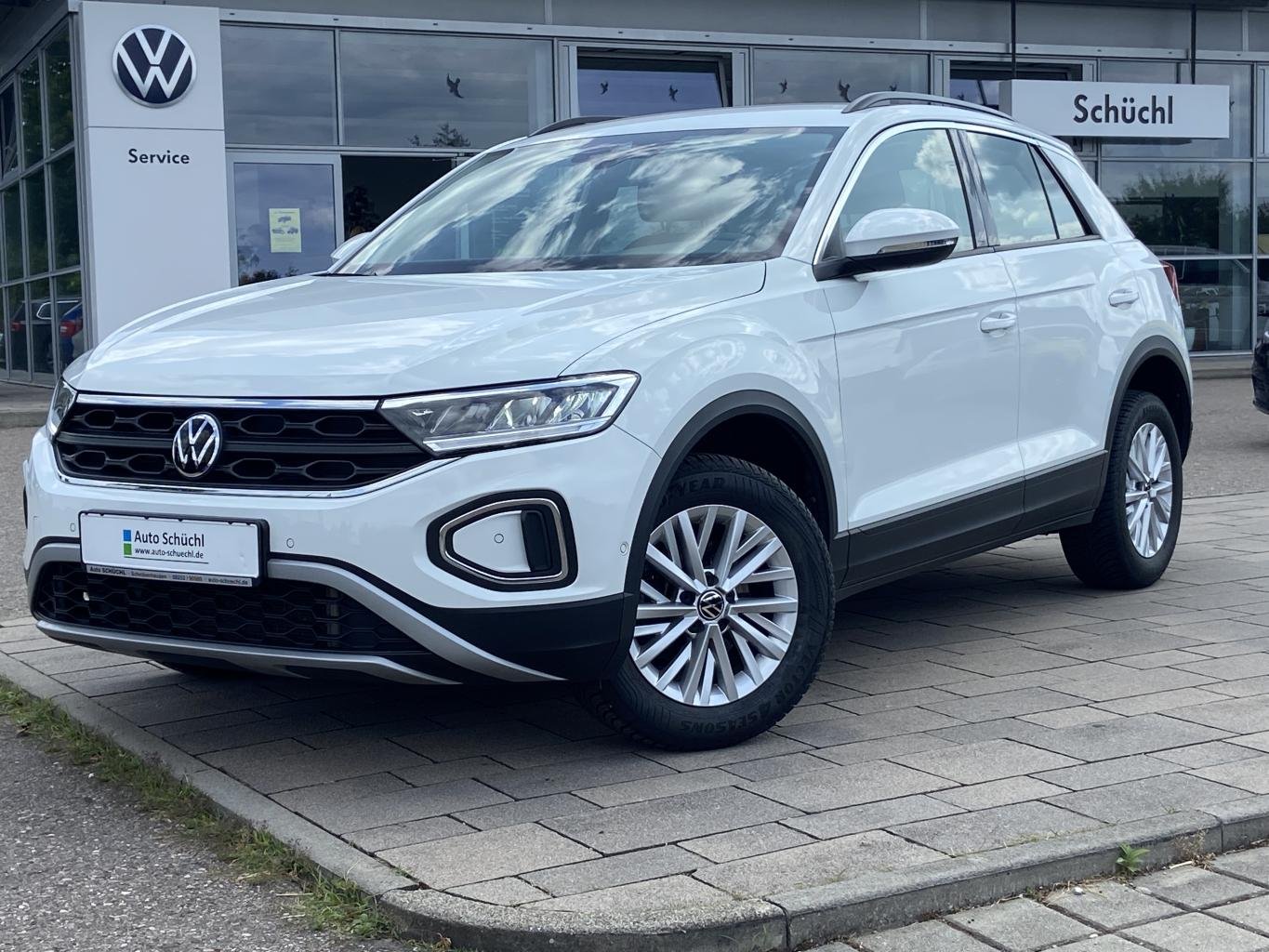 Volkswagen T-Roc 1.5 TSI LIFE AHK+APP-CONNECT+VIRTUAL-COCKPIT+LED+NAVI+PARKASSIST+DAB+LANE-ASSIST+SHZ+BLUETOOTH