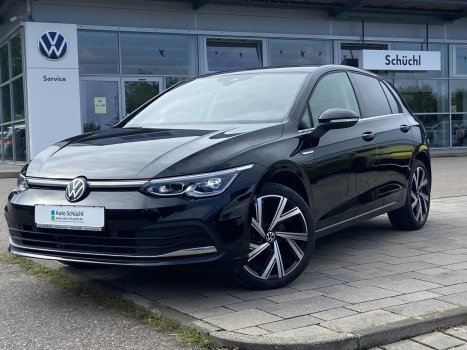 Volkswagen Golf 1.5 TSI DSG STYLE APP-CONNECT+18