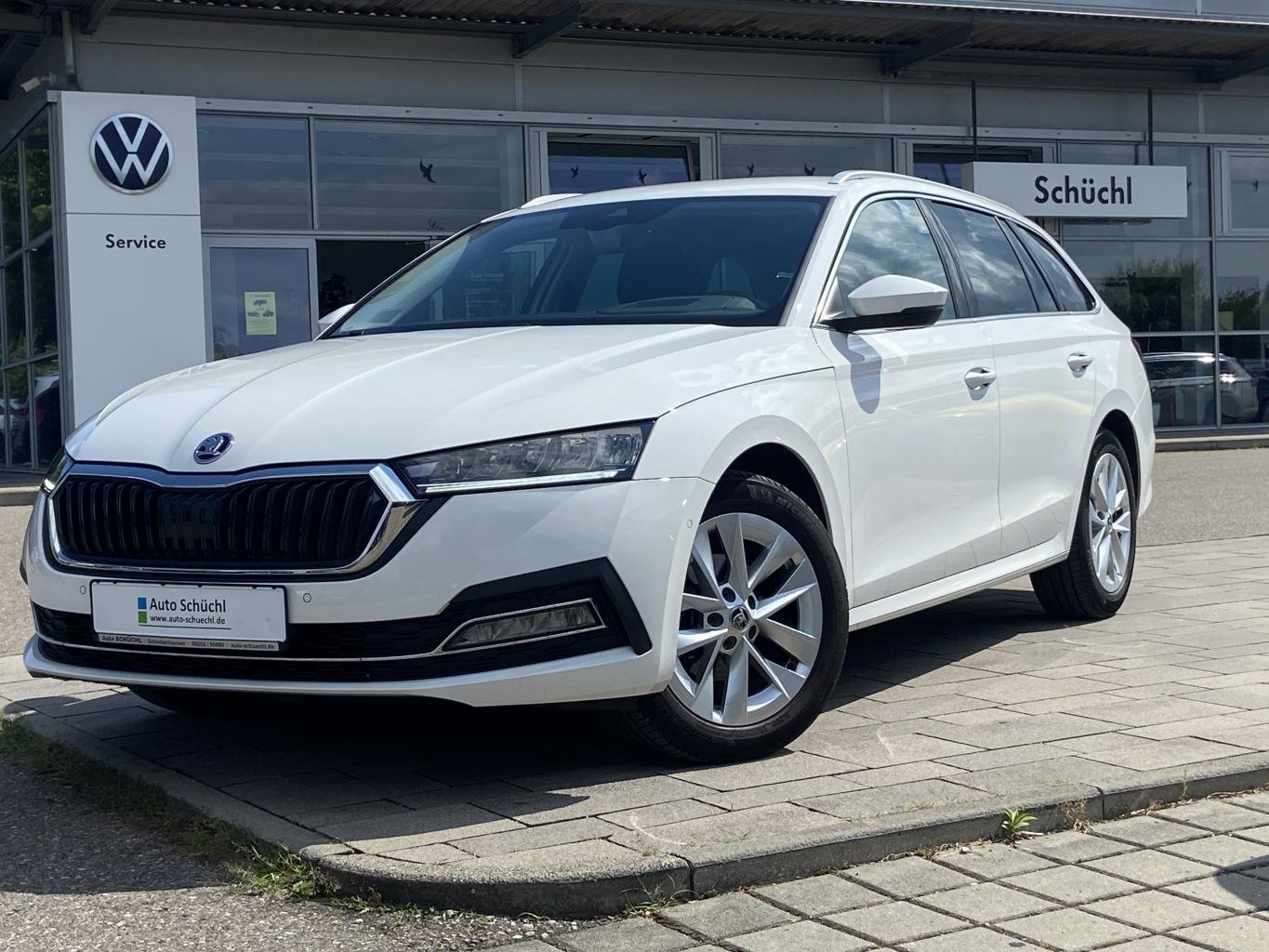 Skoda Octavia Combi 2.0 TDI DSG STYLE STANDHEIZUNG+AHK+HEAD-UP+SMART-LINK+VIRTUAL-COCKPIT+NAVI-COLUMBUS+KAMERA+LED+PARKASSIST+DAB+4xSHZ+ACC+KEYLESS+BLUETOOTH+LANE-ASSIST