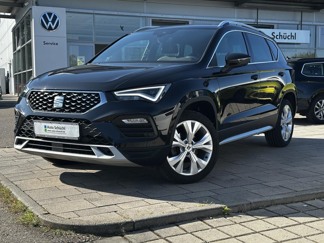 Seat Ateca 1.5 TSI DSG PAKET-XL+EL.HECK+PANORAMA+AHK+VIRTUAL-COCKPIT+NAVI-PRO+KAMERA+LED+FULL-LINK+PARKASSIST+DAB+SHZ+BLUETOOTH+ACC+KEYLESS+LANE-ASSIST