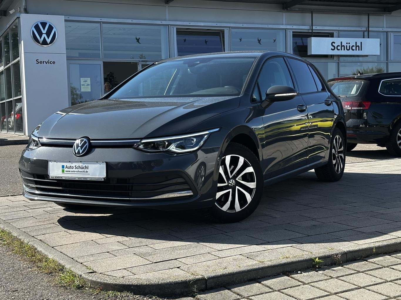 Volkswagen Golf 1.5 TSI ACTIVE GARANTIE+STANDHEIZUNG+ACC+APP-CONNECT+ACTIVE-INFO+ACC+LANE-ASSIST+LED+NAVI+MATRIX-LED+PARKASSIST+DAB+4xSHZ+ACC+BLUETOOTH