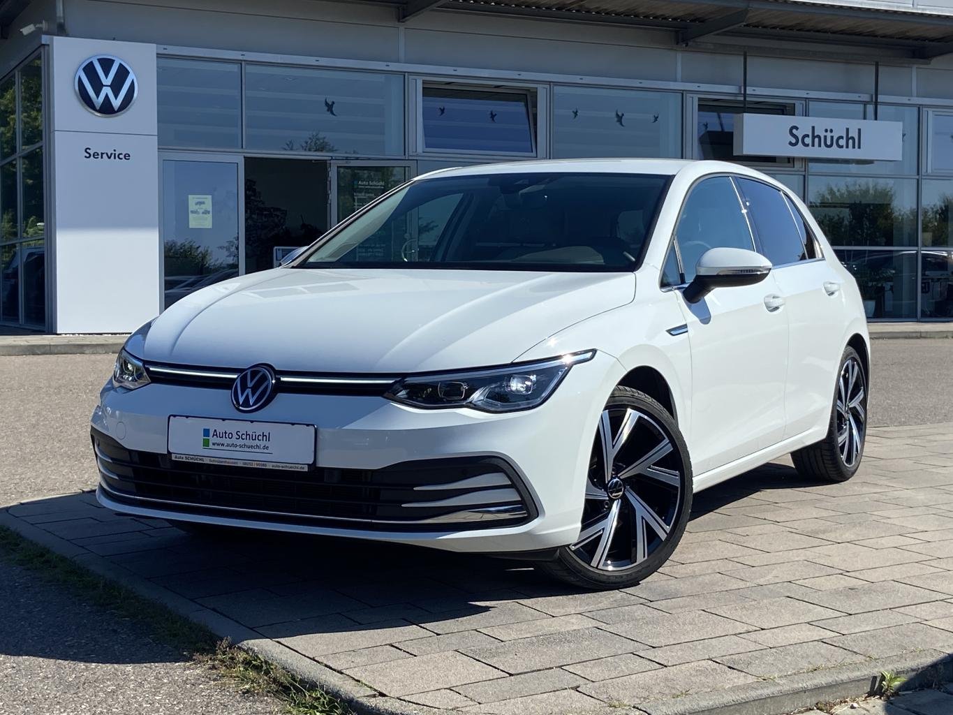 Volkswagen Golf 1.5 TSI DSG Style APP-CONNECT+18