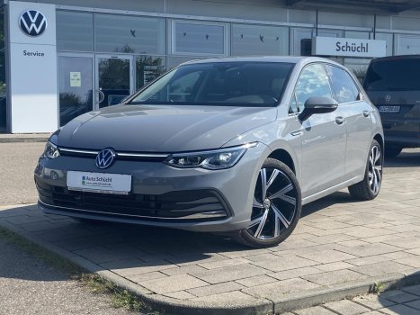 Volkswagen Golf 2.0 TSI DSG STYLE APP-CONNECT+18