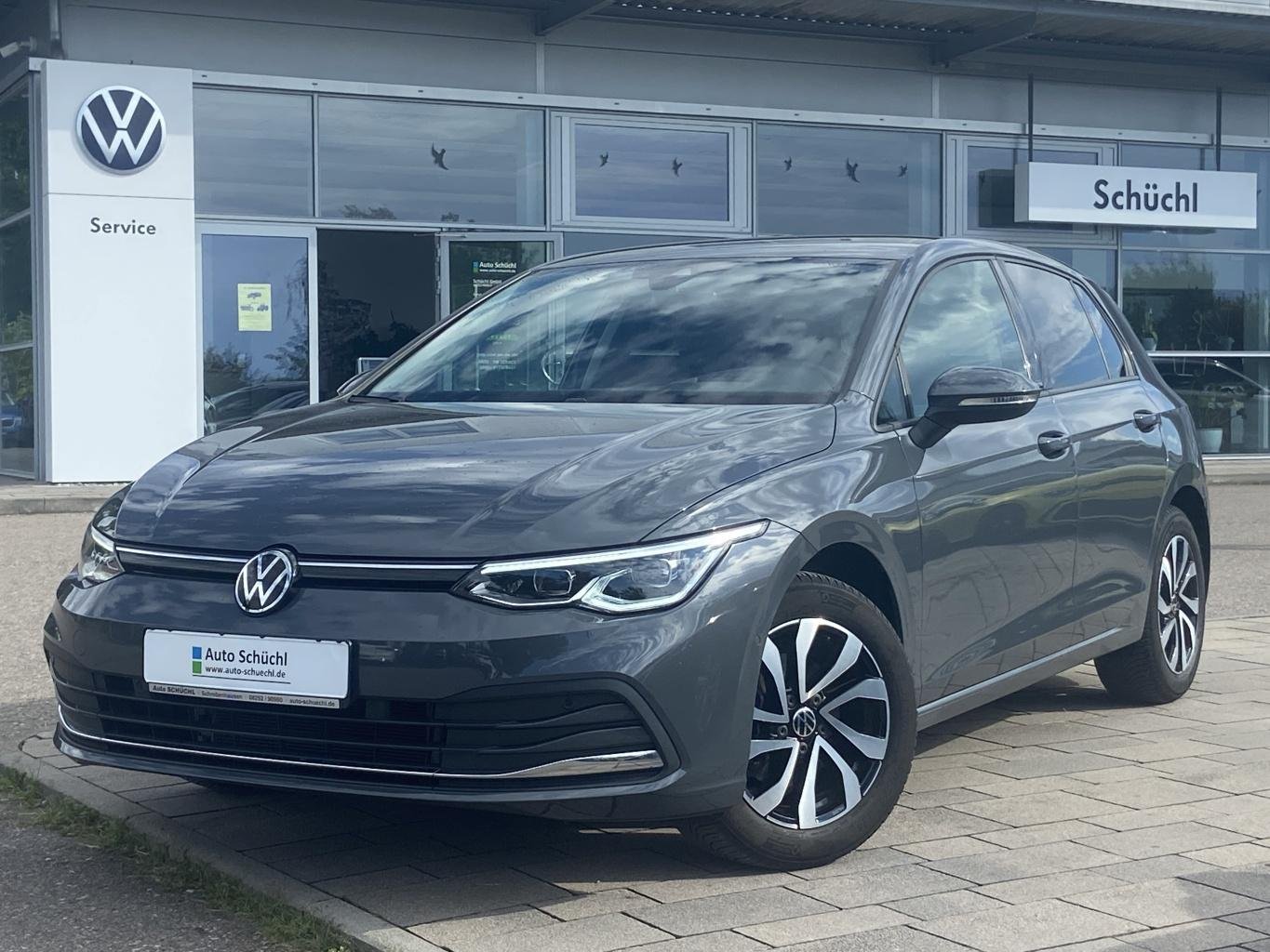 Volkswagen Golf 1.5 TSI ACTIVE GARANTIE+PDC+IQ-DRIVE PAKET+STANDHEIZUNG+HEAD-UP+ACC+APP-CONNECT+ACTIVE-INFO+ACC+LANE-ASSIST+NAVI+LED+PARKASSIST+DAB+4xSHZ+ACC+BLUETOOTH