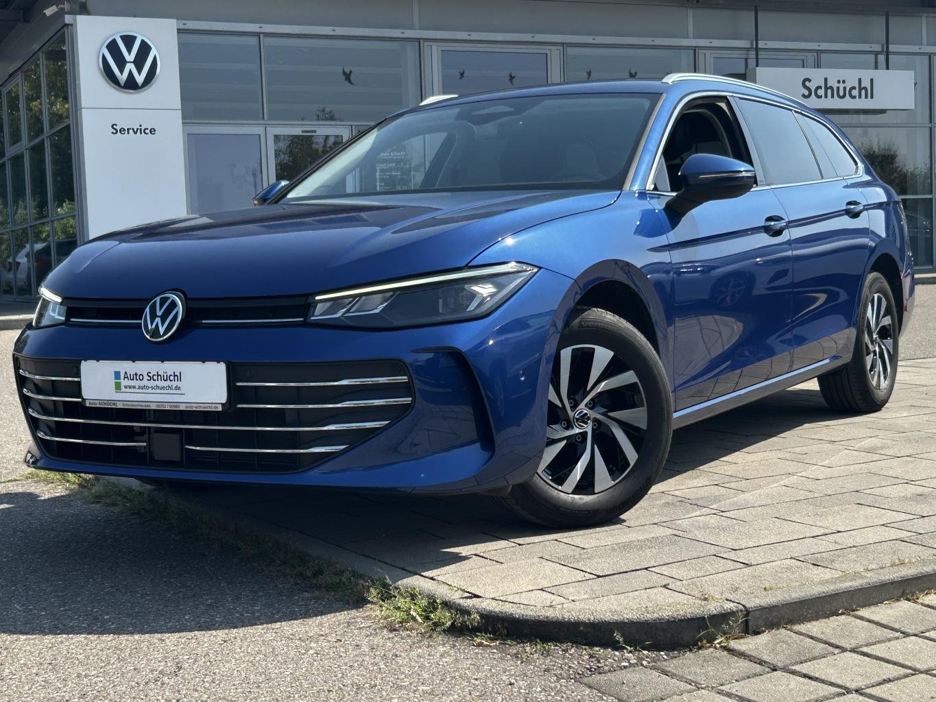 Volkswagen Passat Variant 1.5 eTSI DSG Business HEAD-UP+ERGO-ACTIVE-SITZE+PARKASSIST+APP-CONNECT+ACTIVE-INFO+ACC+LANE-ASSIST+KAMERA+LED+DAB+NAVI+SHZ+ACC