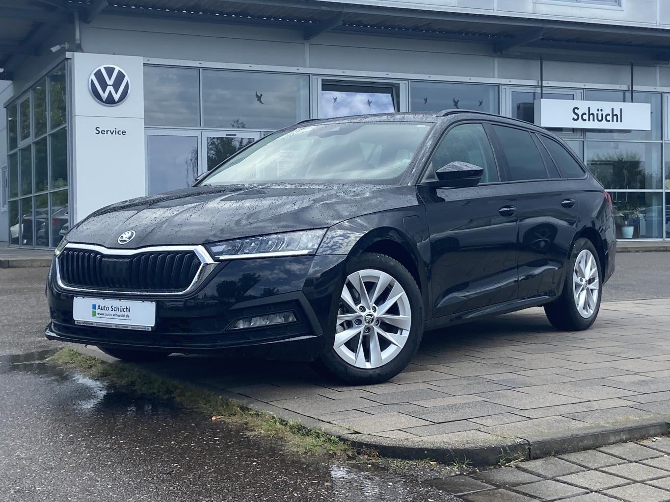 Skoda Octavia Combi 1.4 TSI DSG eHybrid STANDHEIZUNG+SMART-LINK+VIRTUAL-COCKPIT+NAVI-COLUMBUS+LED+DAB+SHZ+PDC+ACC+KEYLESS+BLUETOOTH+LANE-ASSIST