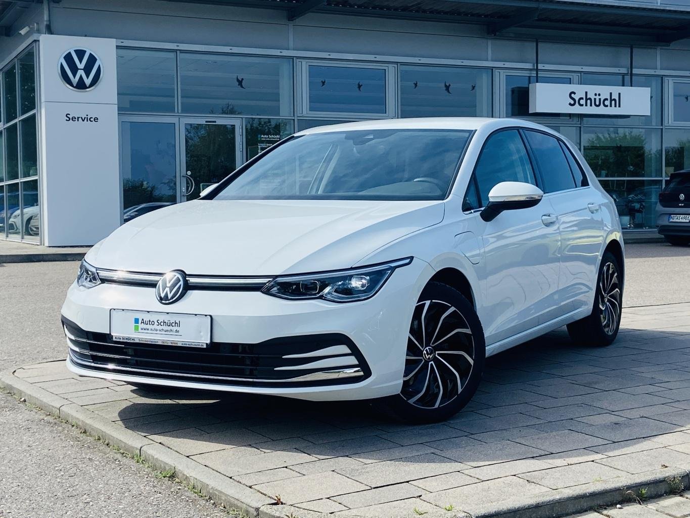 Volkswagen Golf 1.4 TSI DSG STYLE eHybrid APP-CONNECT+AHK+ACTIVE-INFO+LED+NAVI+DAB+SHZ+PDC+ACC+BLUETOOTH+LANE-ASSIST