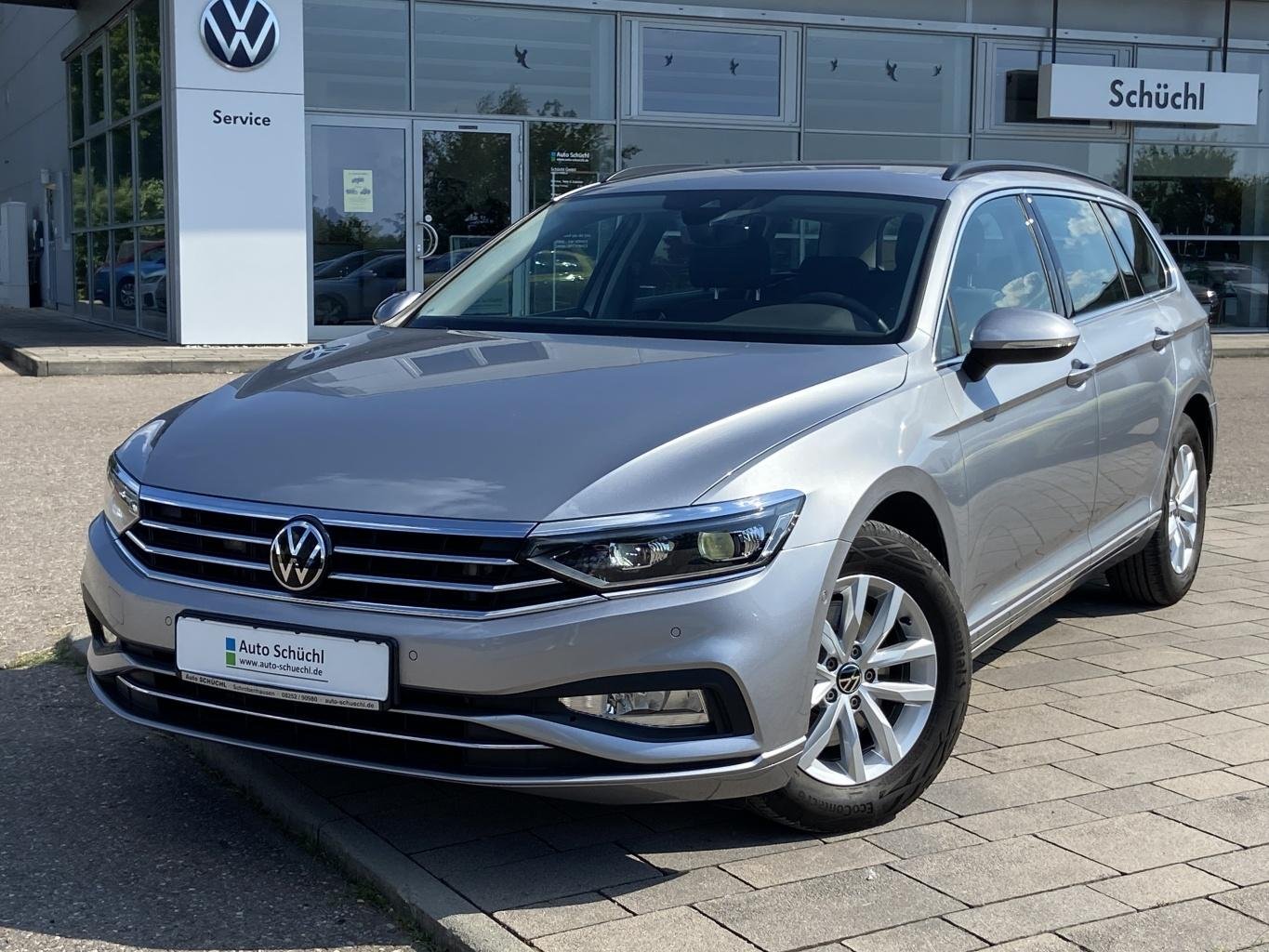 Volkswagen Passat Variant 2.0 TDI DSG BUSINESS APP-CONNECT+AHK+KAMERA+IQ-LIGHT MATRIX LED+ACTIVE-INFO+NAVI+LED+PARKASSIST+DAB+SHZ+ACC+BLUETOOTH+LANE-ASSIST+ASSISTENZPAKET+IQ-DRIVE+DISCOVER PRO+PDC+ACC+SHZ