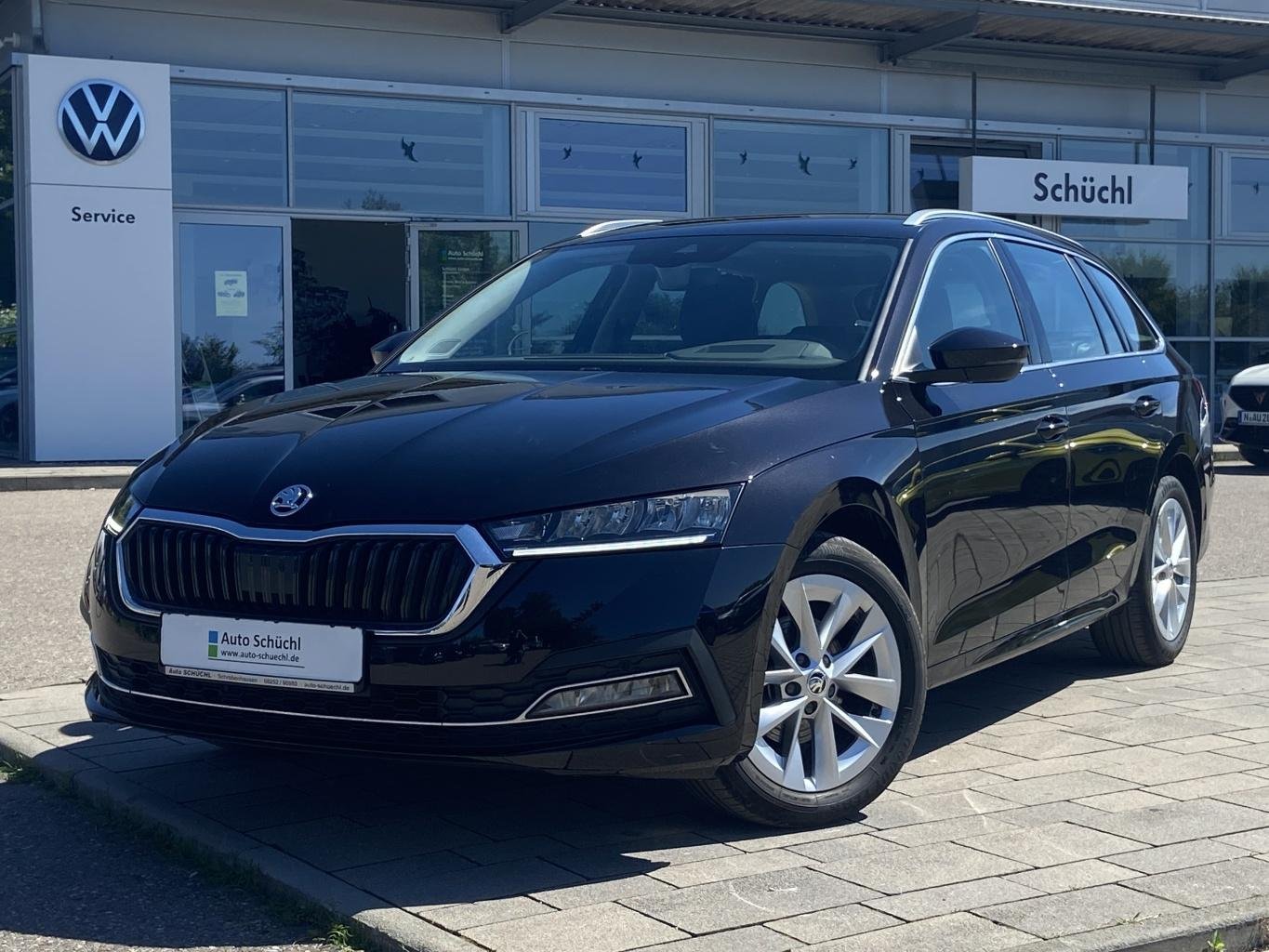 Skoda Octavia Combi 1.5 TSI e-TEC DSG Style HEAD-UP+AHK+SMART-LINK+VIRTUAL-COCKPIT+NAVI-COLUMBUS+LED+DAB+SHZ+PDC+ACC+KEYLESS+LANE-ASSIST