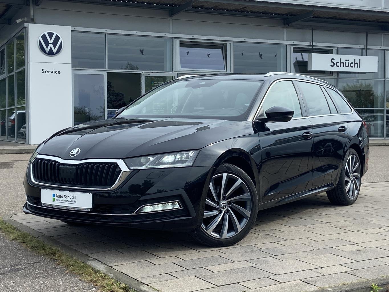 Skoda Octavia Combi 2.0 TDI DSG 4x4 Style STANDHEIZUNG+AHK+HEAD-UP+SMART-LINK+VIRTUAL-COCKPIT+NAVI-COLUMBUS+LEDER+LED+MATRIX-LED+DAB+PDC+4xSHZ+ACC+BLUETOOTH+KEYLESS+LANE-ASSIST