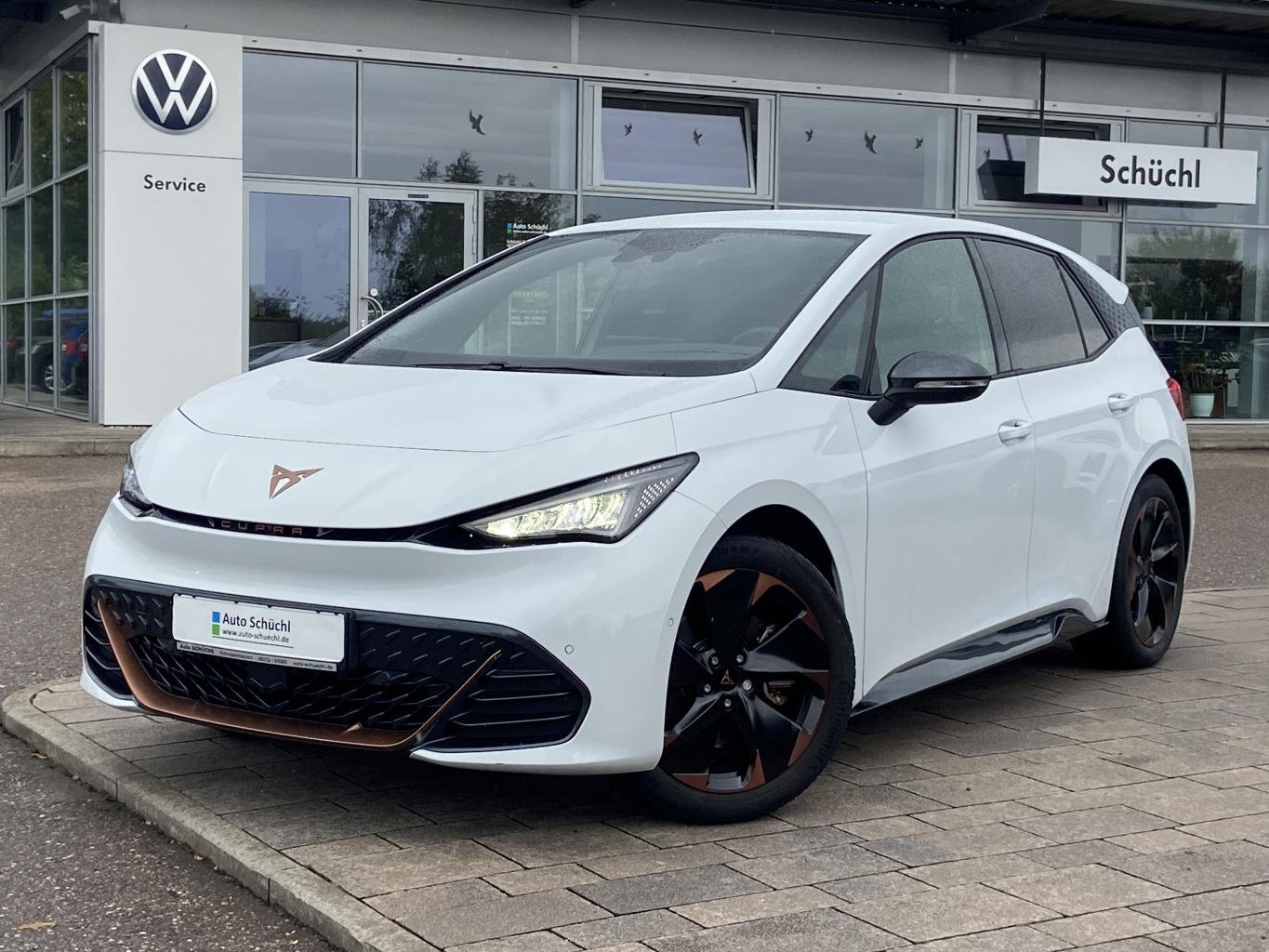 Cupra Born e-Boost 170 kW WÄRMEPUMPE+SUPERSPORTLENKRAD+360-KAMERA+NAVI+LED+CCS+FULL-LINK+ACC+PARKASSIST+DAB+SHZ+KEYLESS+BLUETOOTH+LANE-ASSIST